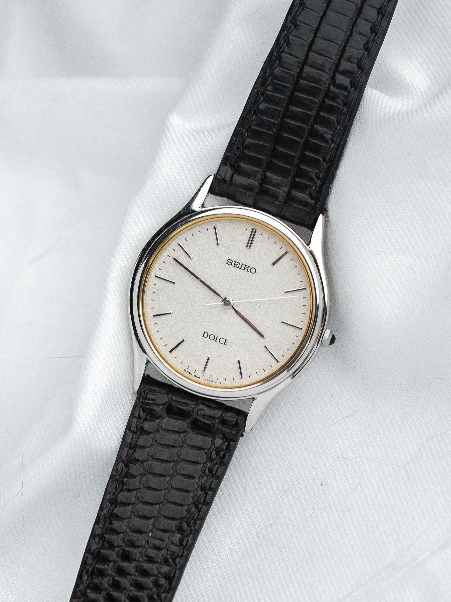 ساعة Seiko فينتاج Dolce 8N41-6340 — ميناء فضي (1990s) 