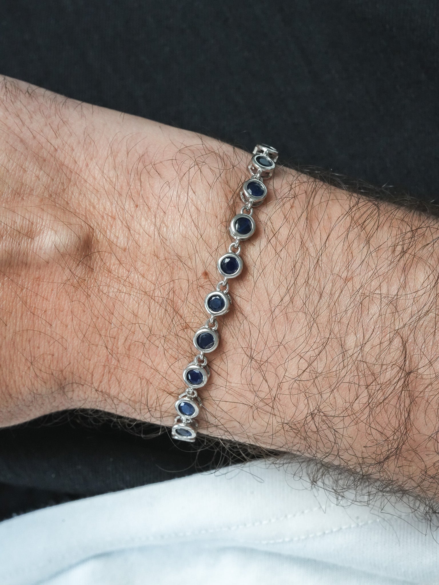 925银链节手链与蓝色蓝宝石 – Boson – 中号款 