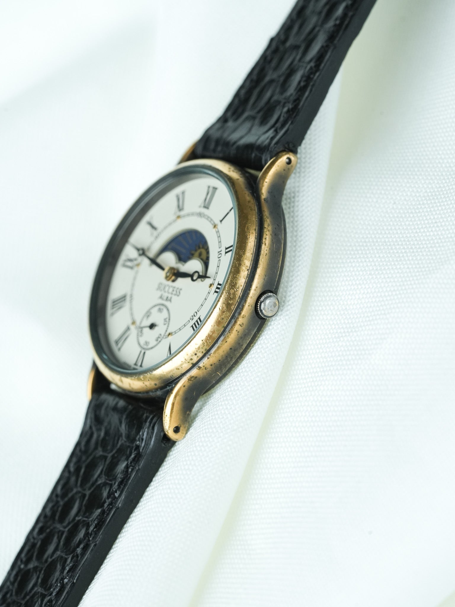 Montre Alba (Seiko) Vintage - Phase de lune Patine Ancien (1982) - Atelier Victor