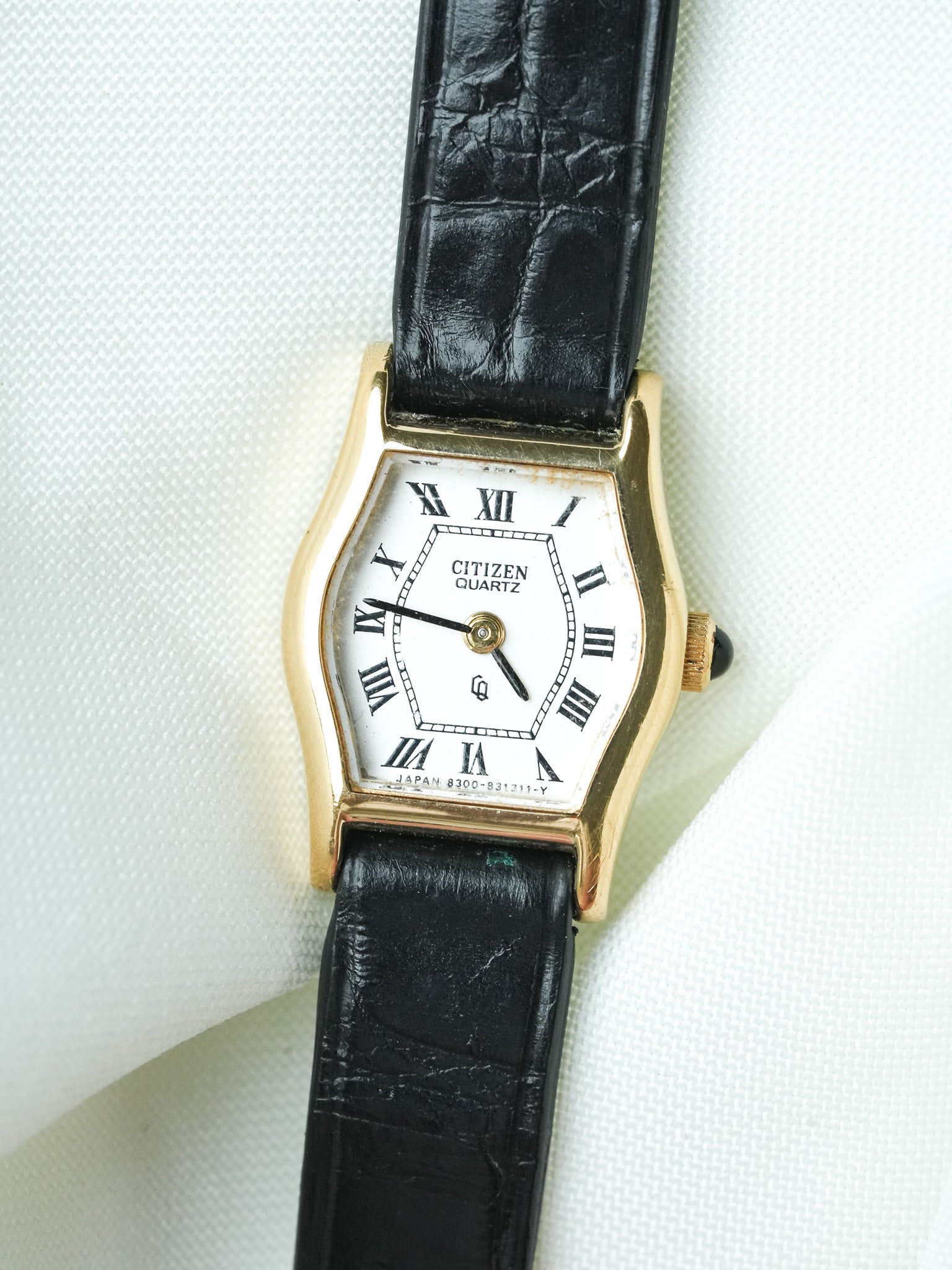 Montre Citizen Vintage - Mini Tonneau Plaqué or (1978) - Atelier Victor