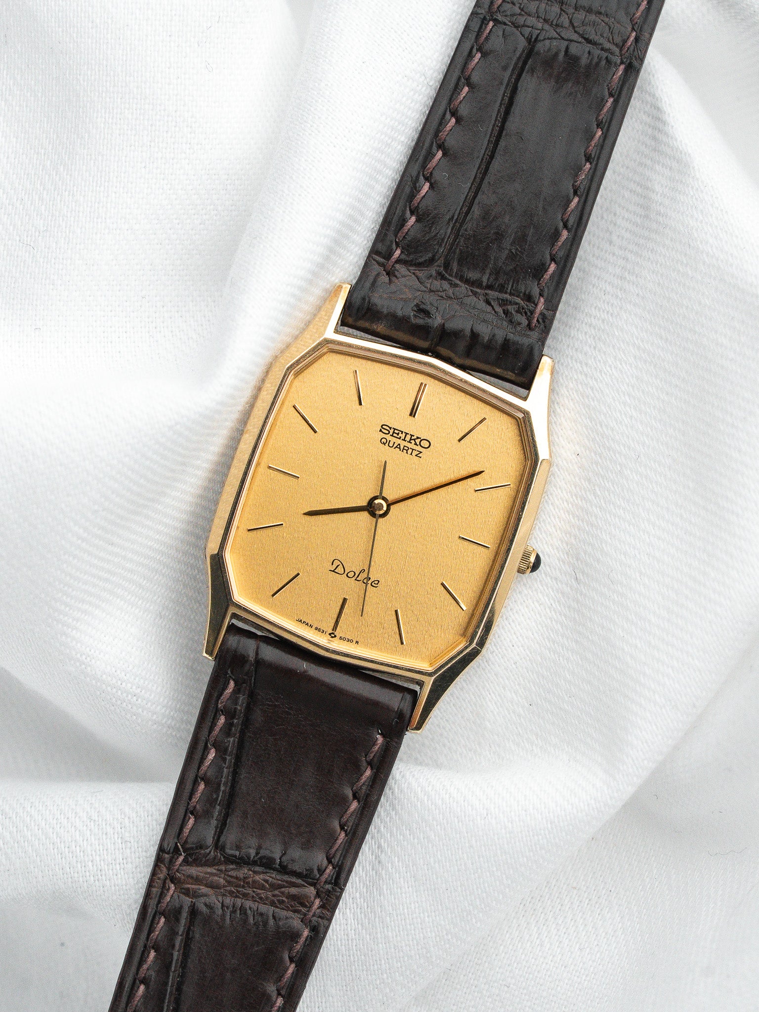 Seiko Vintage Dolce Watch 9531-5030 — Tonneau مطلي بالذهب (1988) 