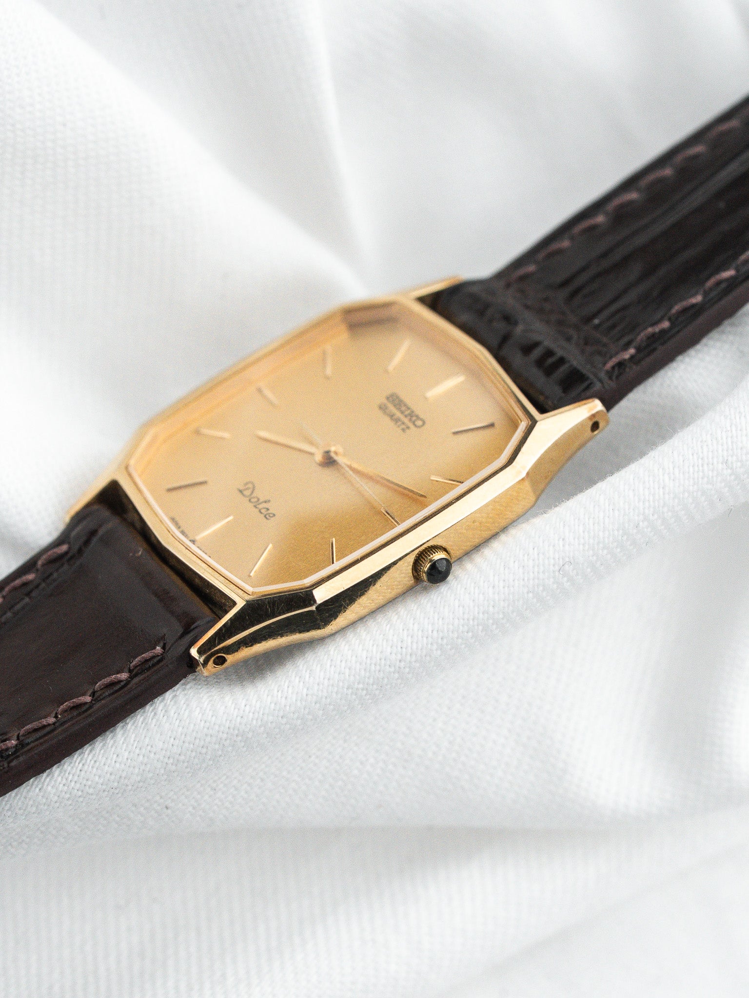 Seiko Vintage Dolce Watch 9531-5030 — Tonneau مطلي بالذهب (1988) 