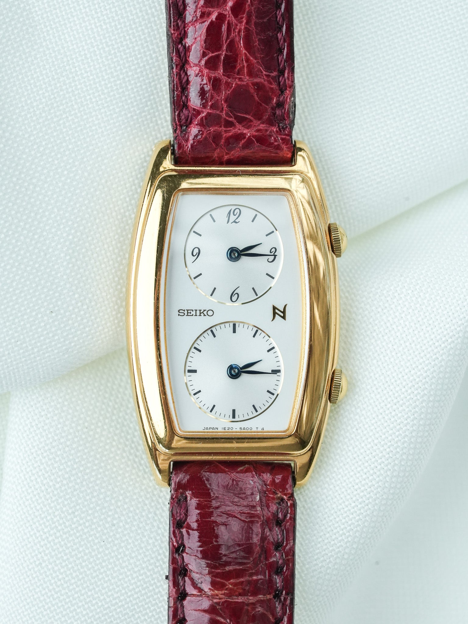 Montre Seiko Vintage - Tank "Dual Time" Plaqué or Rouge (1995)