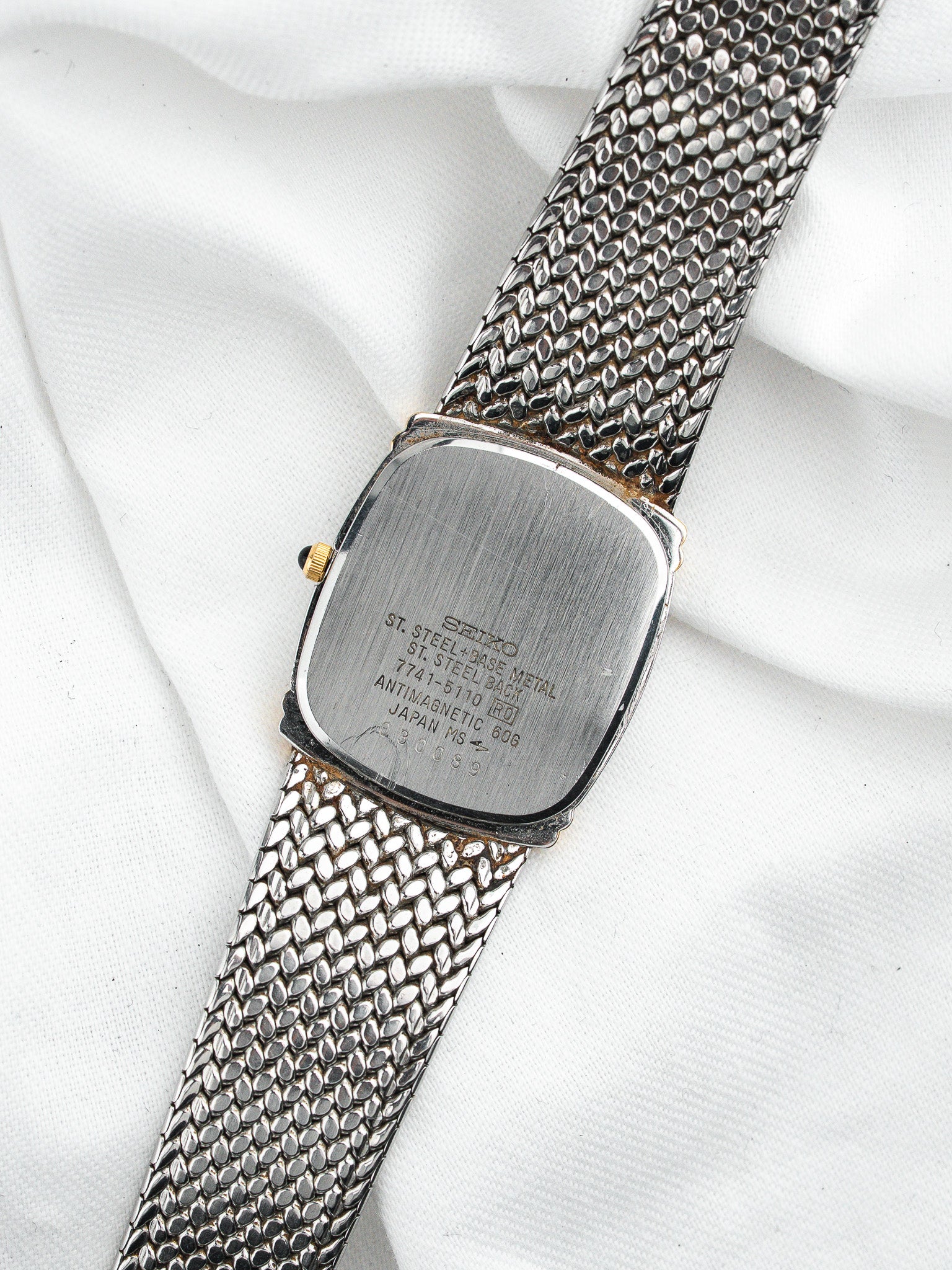 ساعة Seiko فينتاج Dolce 7741-5110 — ثنائية اللون شبكية (1990) 