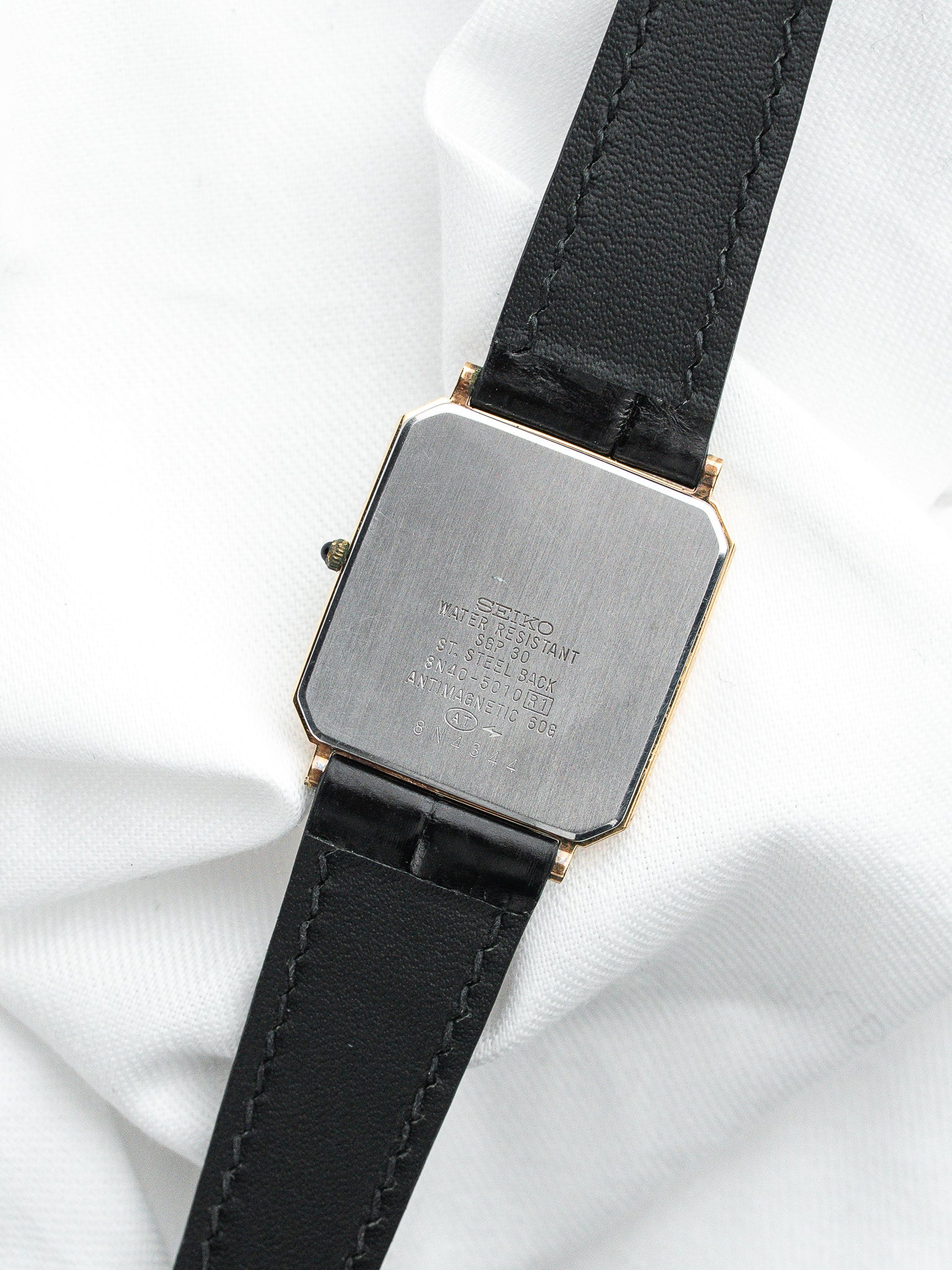 Montre Seiko Dolce 8N40-5010 — Plaquée Or Lunette Florentine (1988)