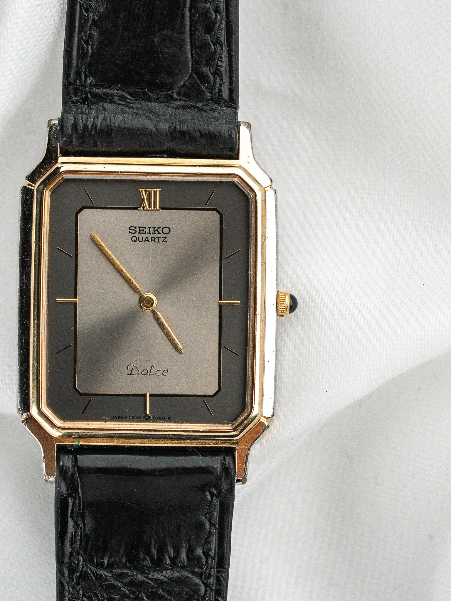 Montre Seiko Dolce 9520-5140 — Extra-plate Plaqué Or Bi-ton (1984)