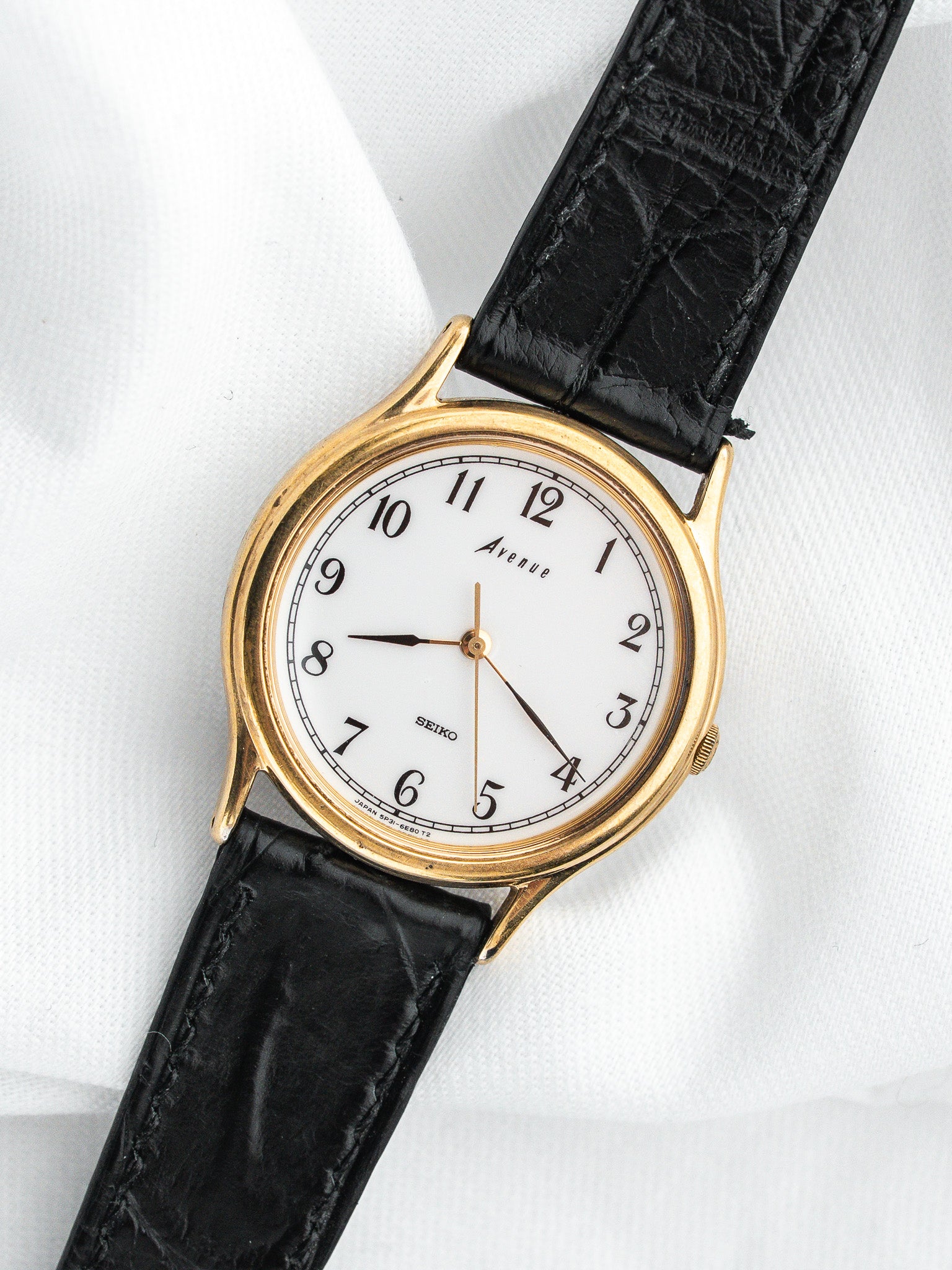 Seiko Avenue 5P31-6D00 — Plaqué Or Cadran Chiffres Arabes (1990)