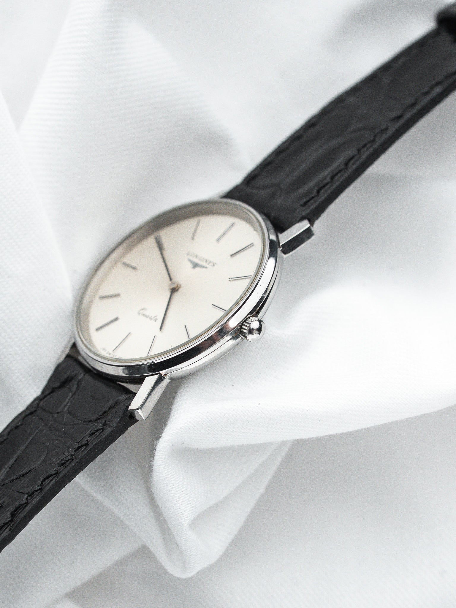 Longines Quartz Watch Steel — Silver Sunburst Dial Applied Indices (1980s) 