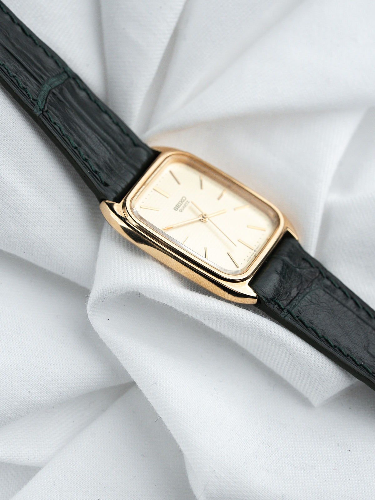 Bracelet cuir façon crocodile vert - Montre Seiko Quartz 2621-5240 - Atelier Victor