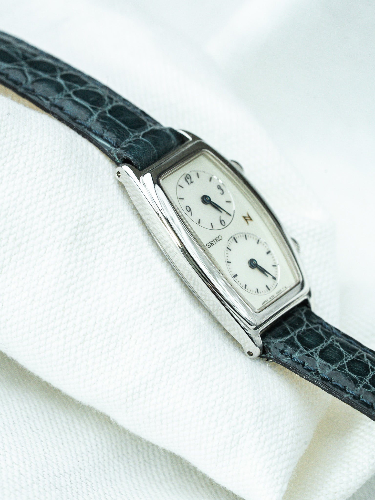 Montre Seiko Vintage - Tonneau Dual Time Acier Bleu (1996) - Atelier Victor