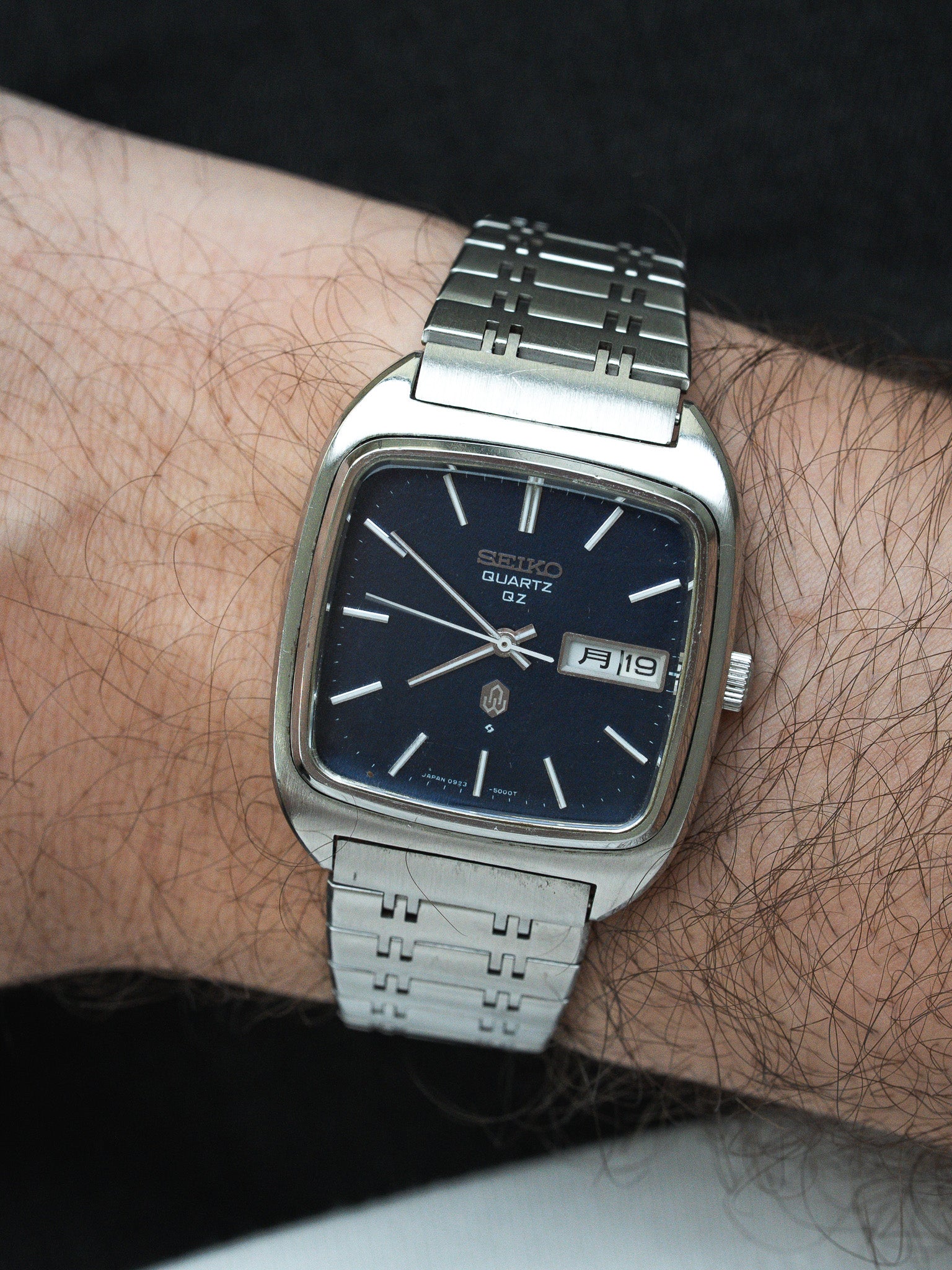 Vintage Seiko TV XL Kanji 0923-5000 Pre-Owned | Vintage 1984