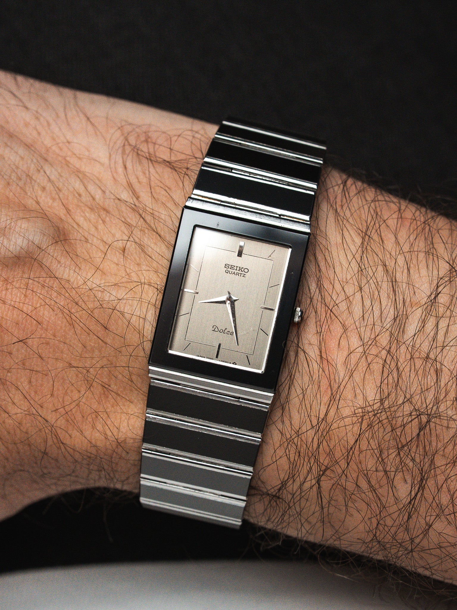 Montre Seiko Dolce Vintage 7320-5020 — Ultra-Plate Noir et Argent (1984)