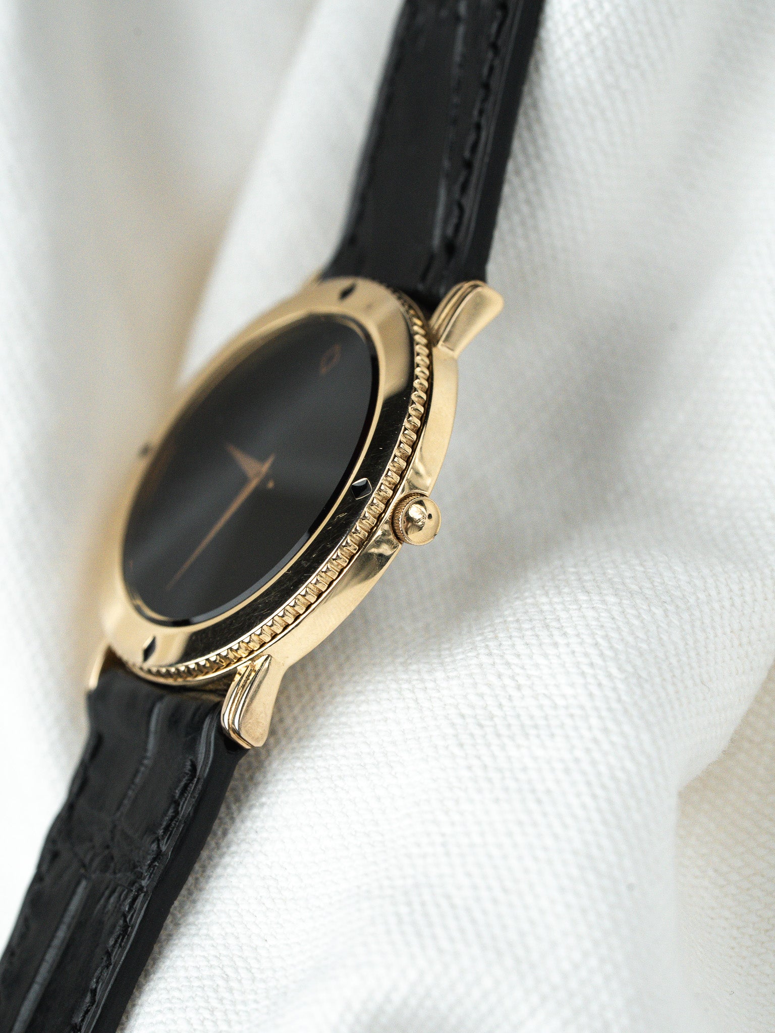 Vintage Seiko The Blackdiamond Collection Watch - Gold-Plated Concealed Dial (1999) 