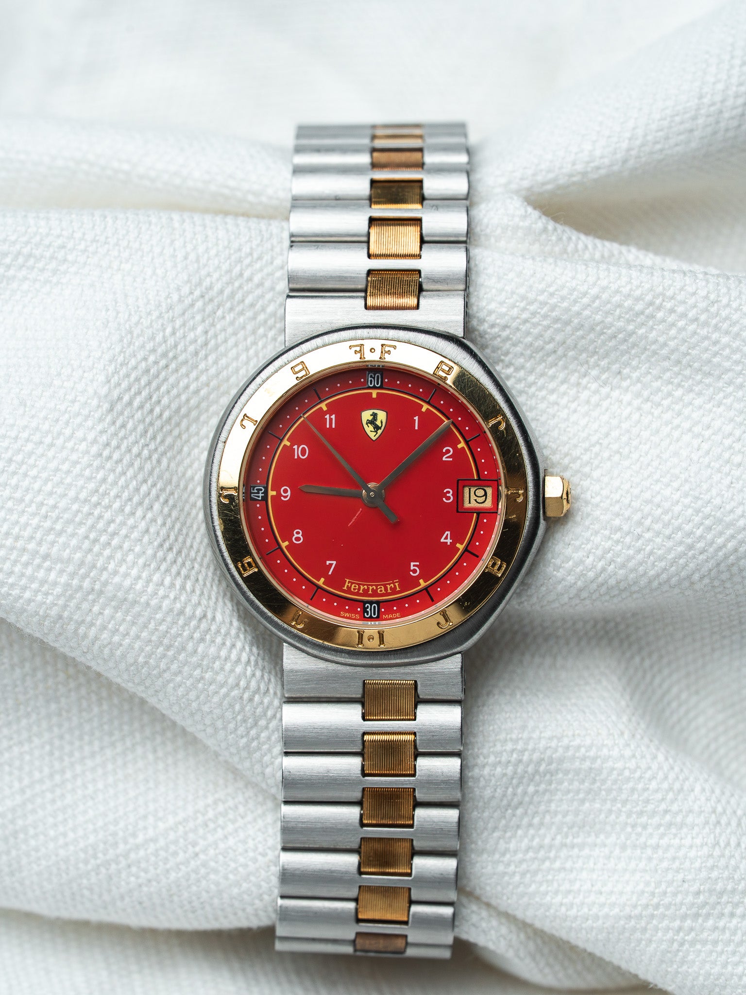 Orologio Ferrari Formula by Cartier bicolore — quadrante rosso (1980s) 