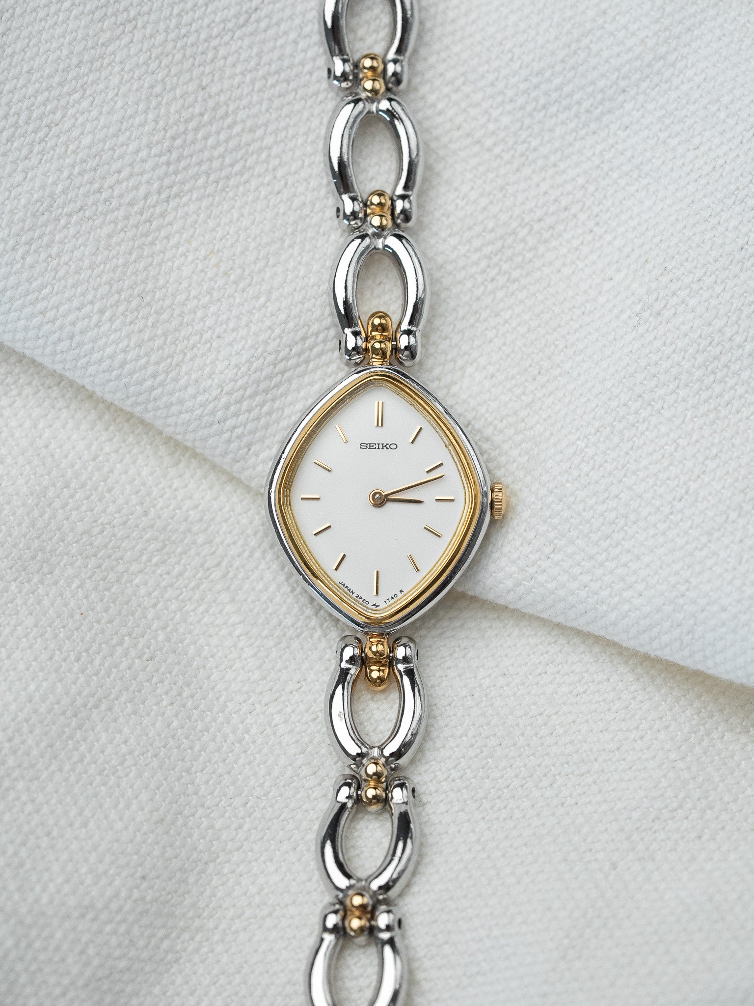 Orologio Seiko Vintage Losange Acciaio e Oro 2P20 — Quadrante Bianco (1989) 