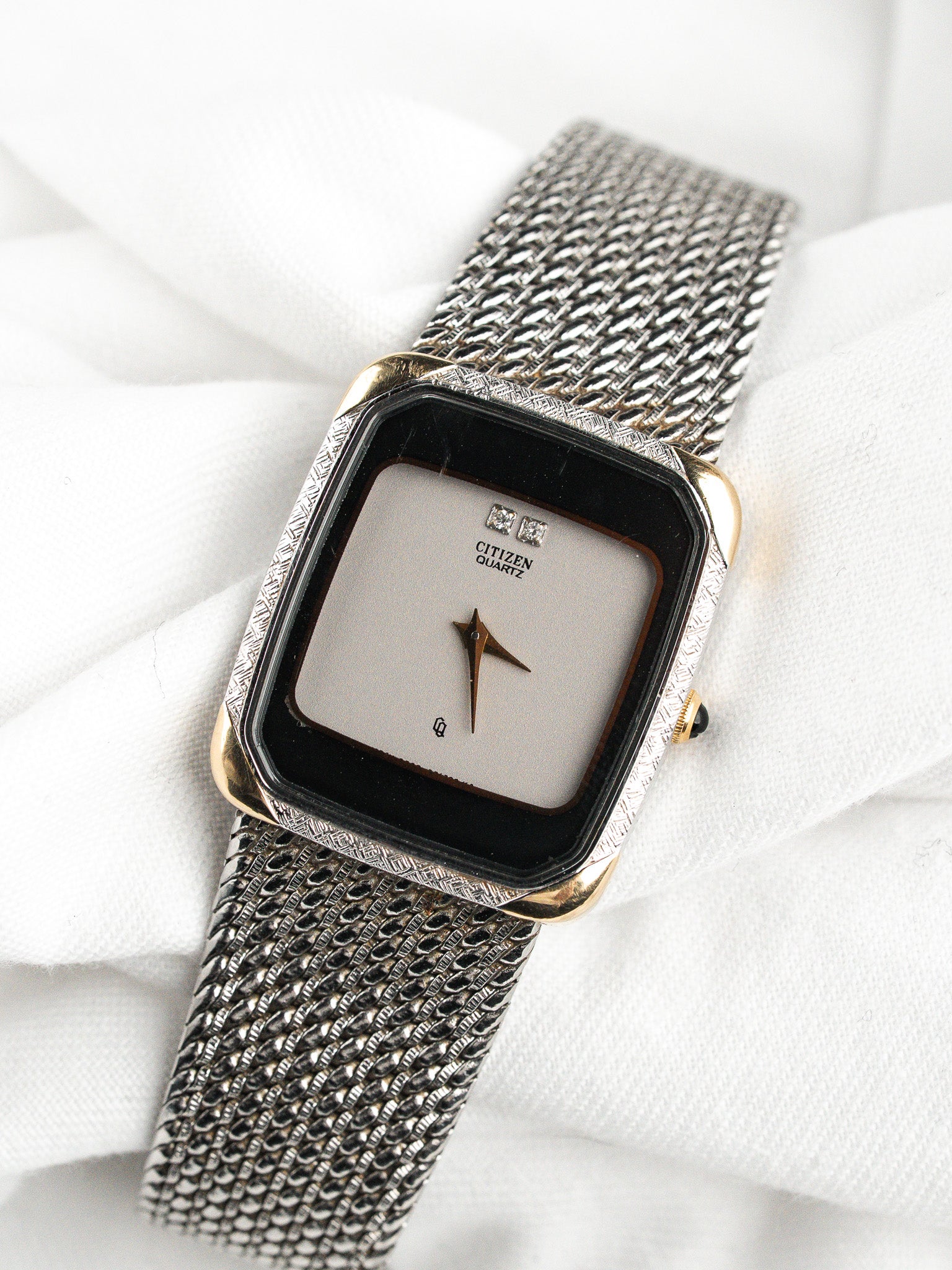 Vtg BRIGHTON 1990s Turin Silver and Gold Two-Tone Watch Seiko Ladies Two-Tone Silver and Gold Wristwatch main image 4