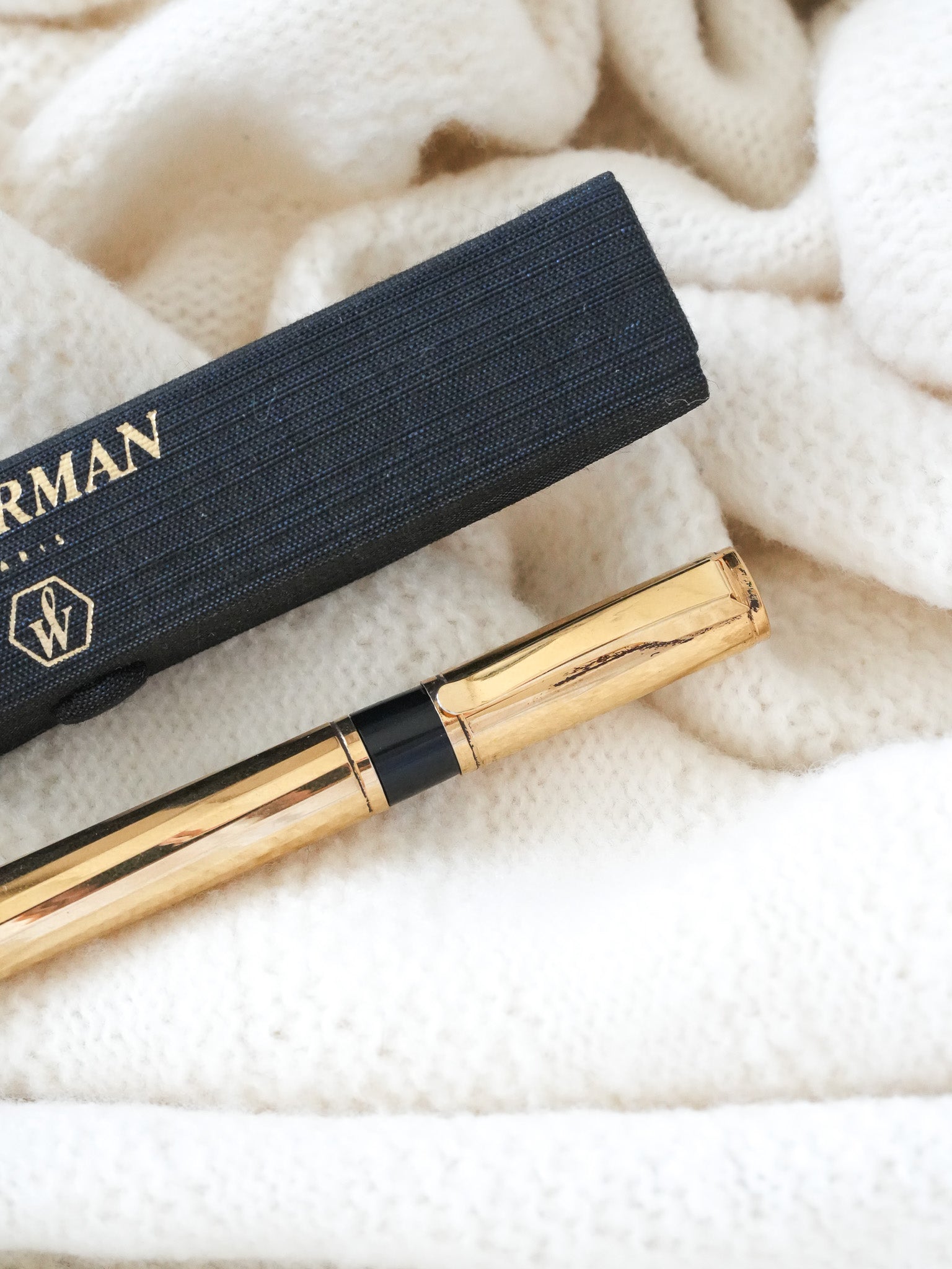 Waterman - 镀金扭纹圆珠笔，带盒 