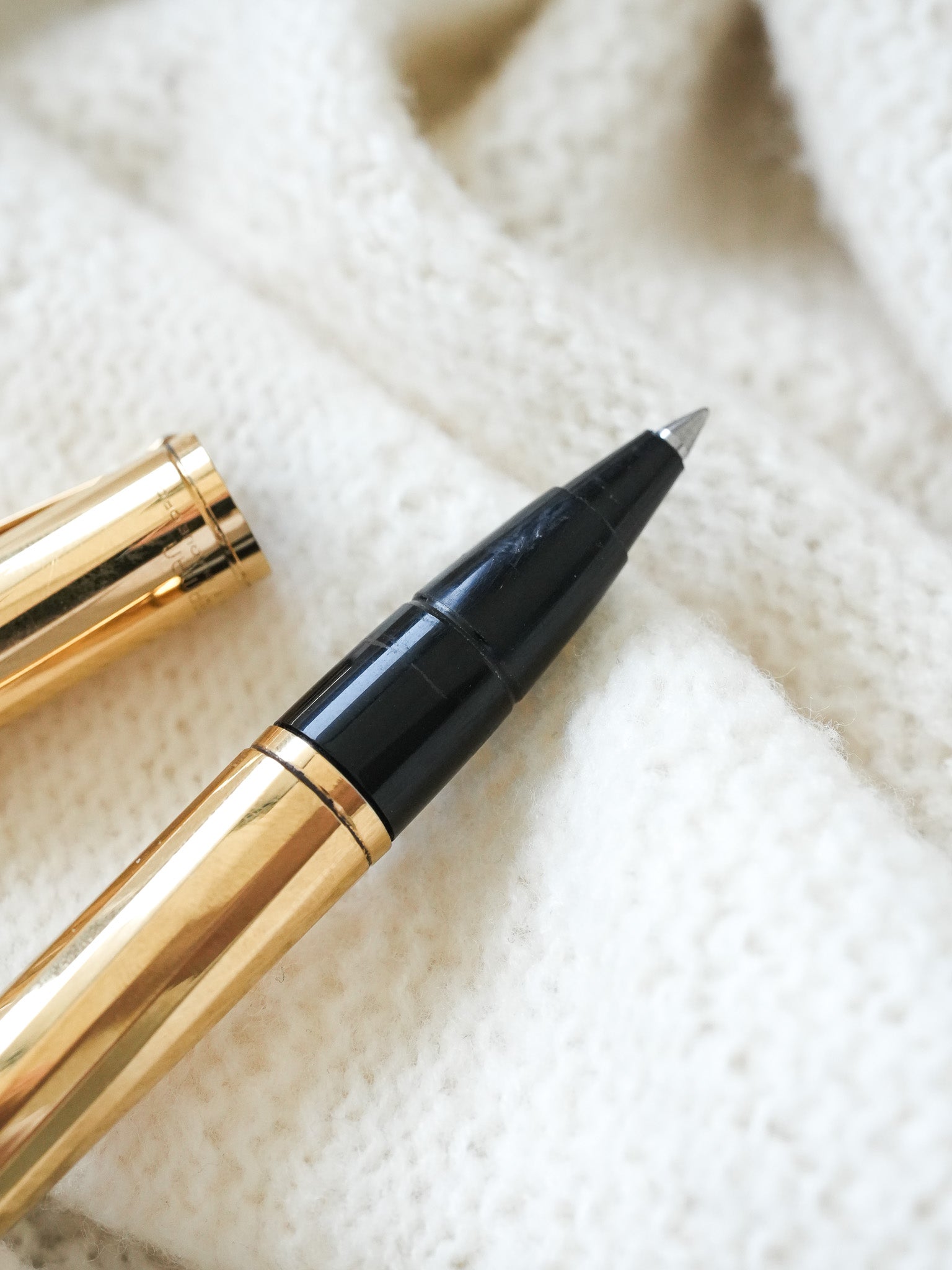 Waterman - 镀金扭纹圆珠笔，带盒 