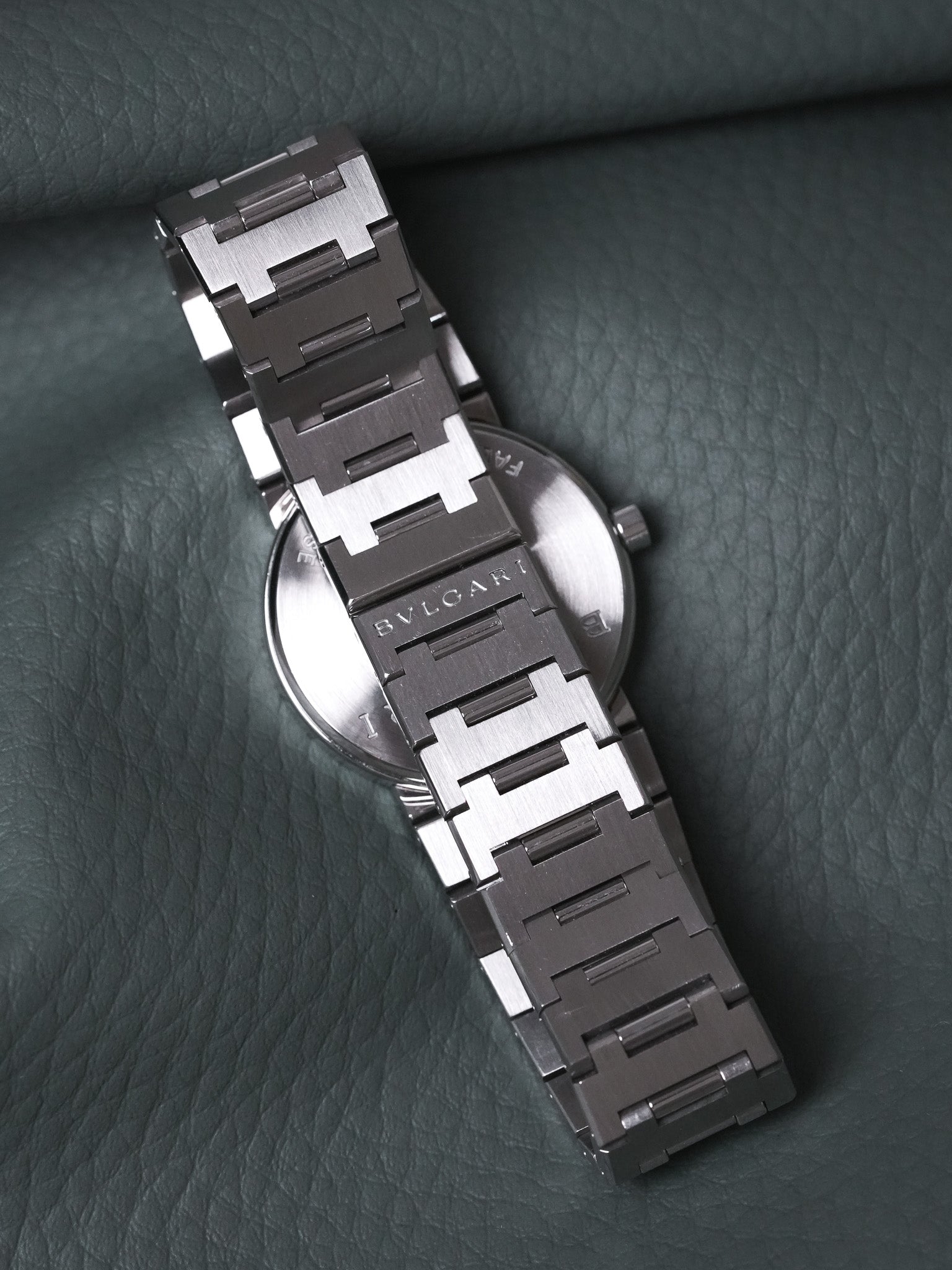 Bvlgari - BB30SS Steel Black Dial - 2000s 