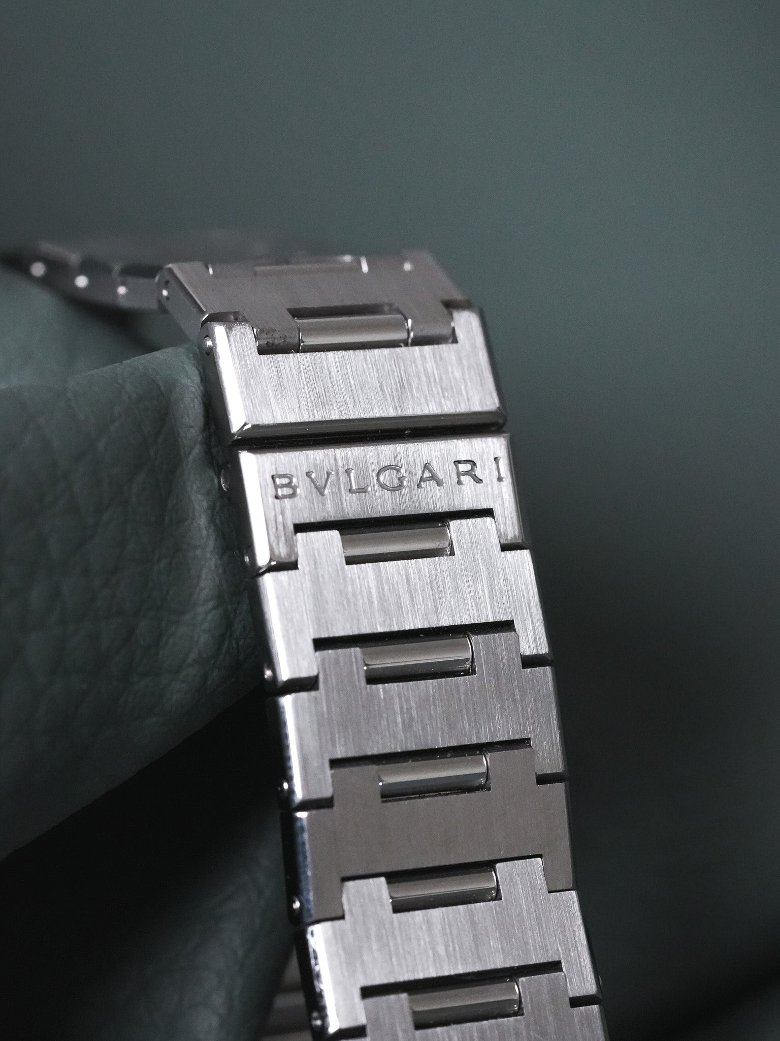Bvlgari - BB30SS Steel Black Dial - 2000s 