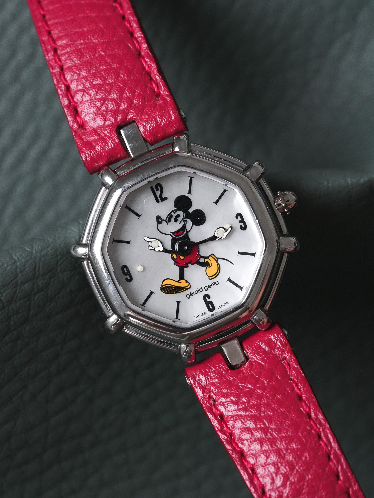 Gerald Genta - Mickey Mouse Disney 27mm Faceted Mother of Pearl - 1990s 