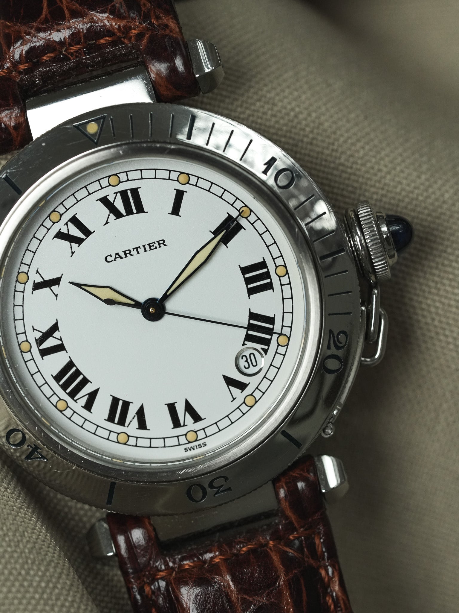 Cartier - Pasha R4020 38mm Cabochon bleu - 2000s
