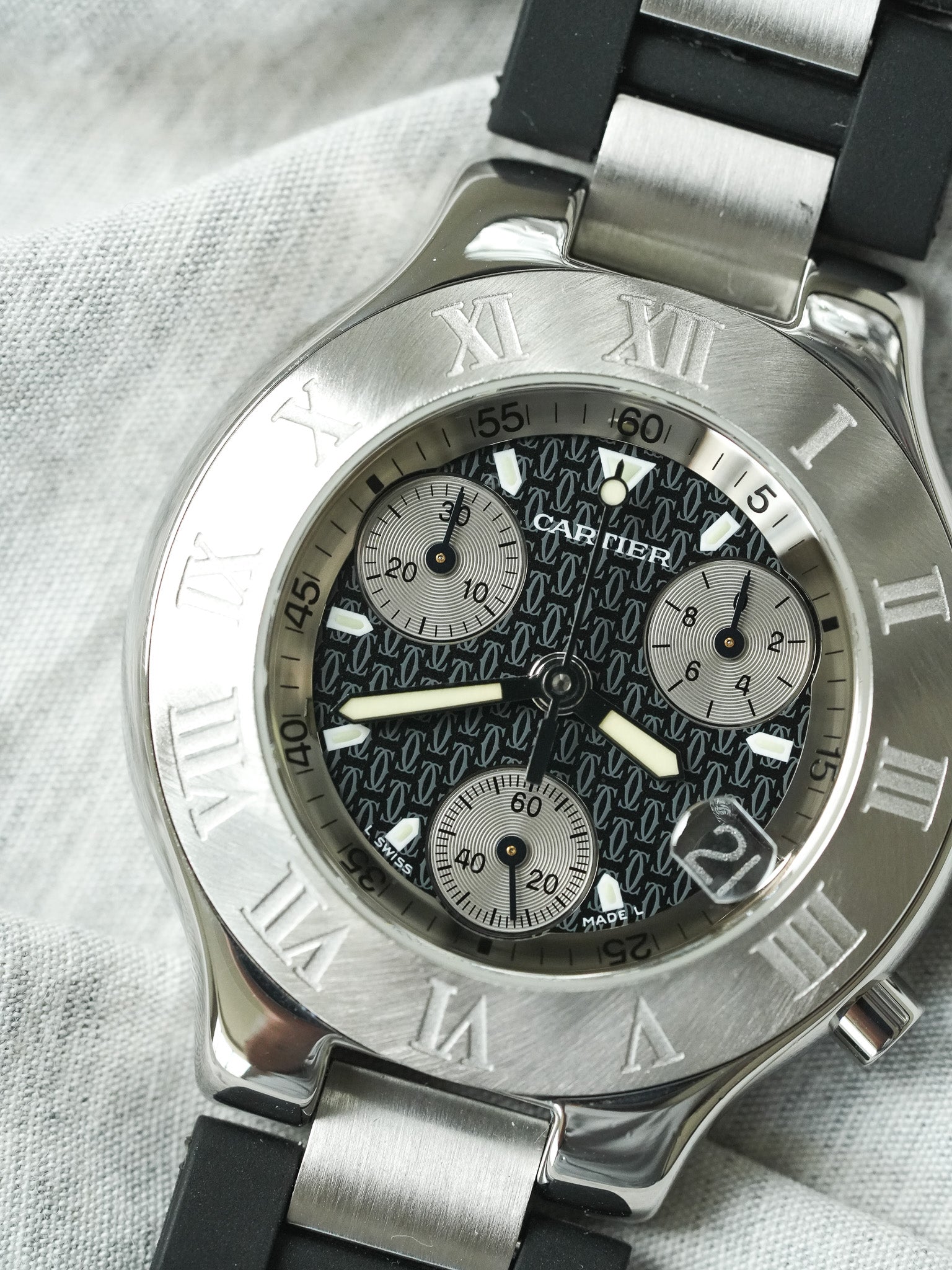Cartier - Must Chronographe Noir 2424 - papier - 2003