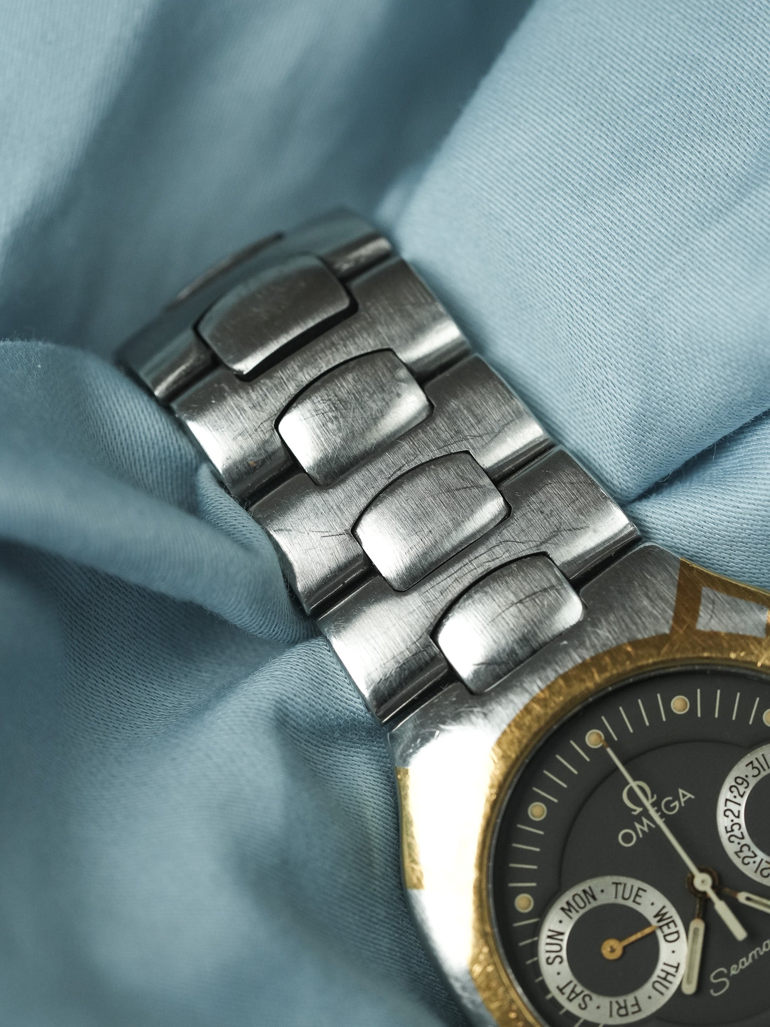 Omega - Seamaster Polaris Daydate Anthracite Or 18k - 1980s