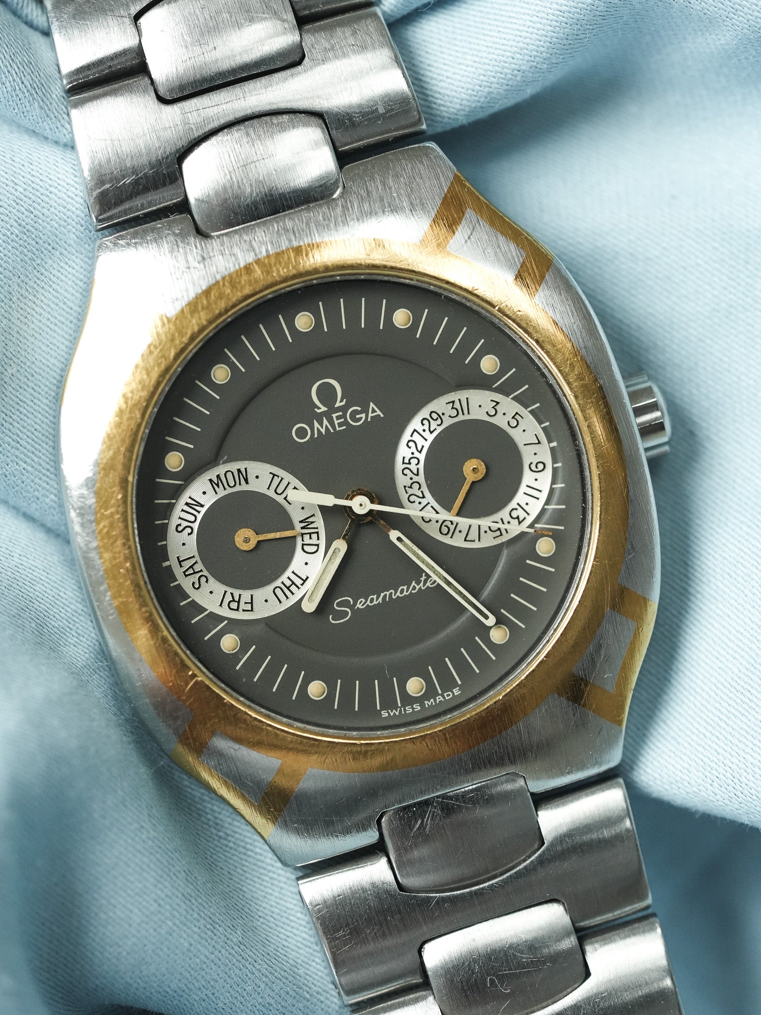 Omega - Seamaster Polaris Daydate Anthracite Or 18k - 1980s
