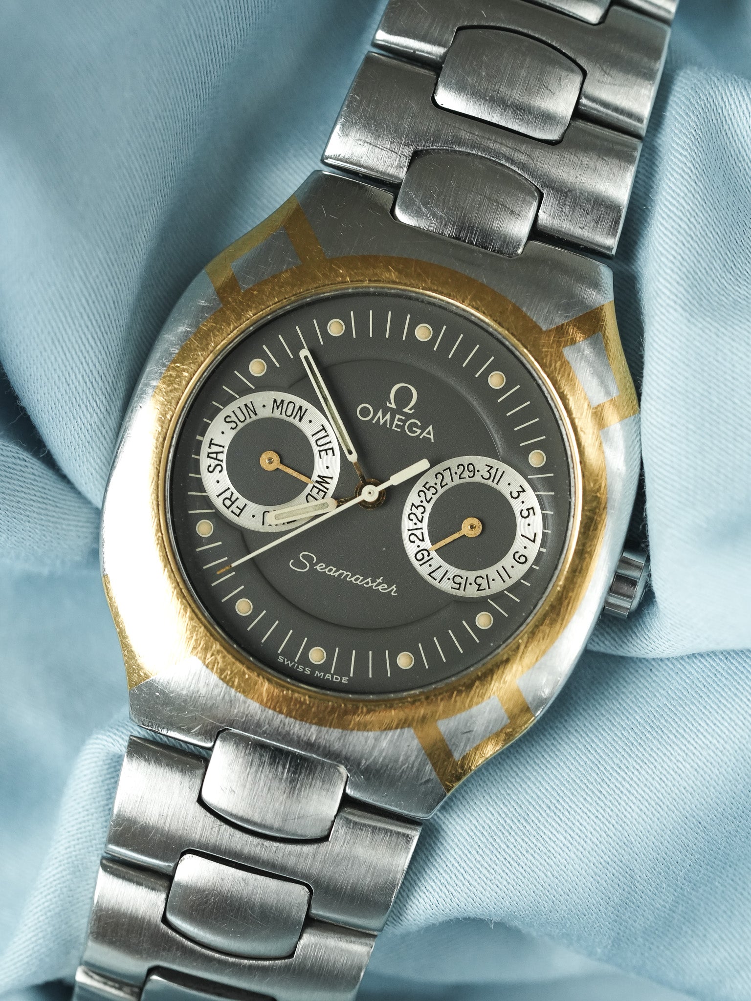 Omega - Seamaster Polaris Daydate Anthracite Or 18k - 1980s