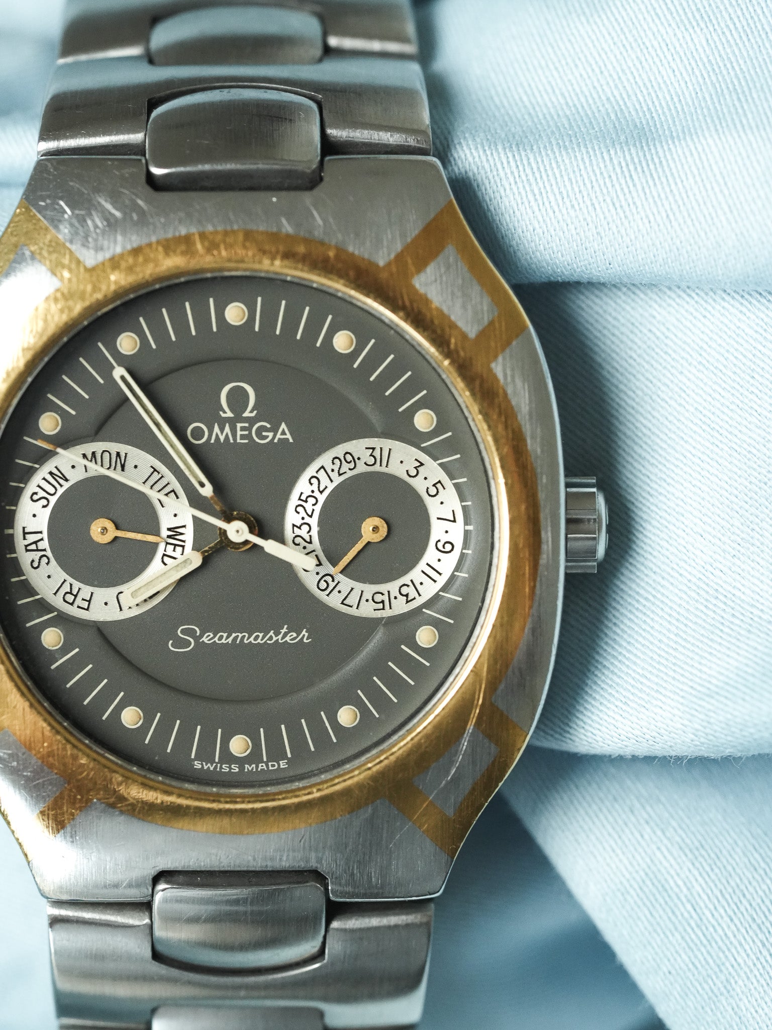 Omega - Seamaster Polaris Daydate Anthracite Or 18k - 1980s