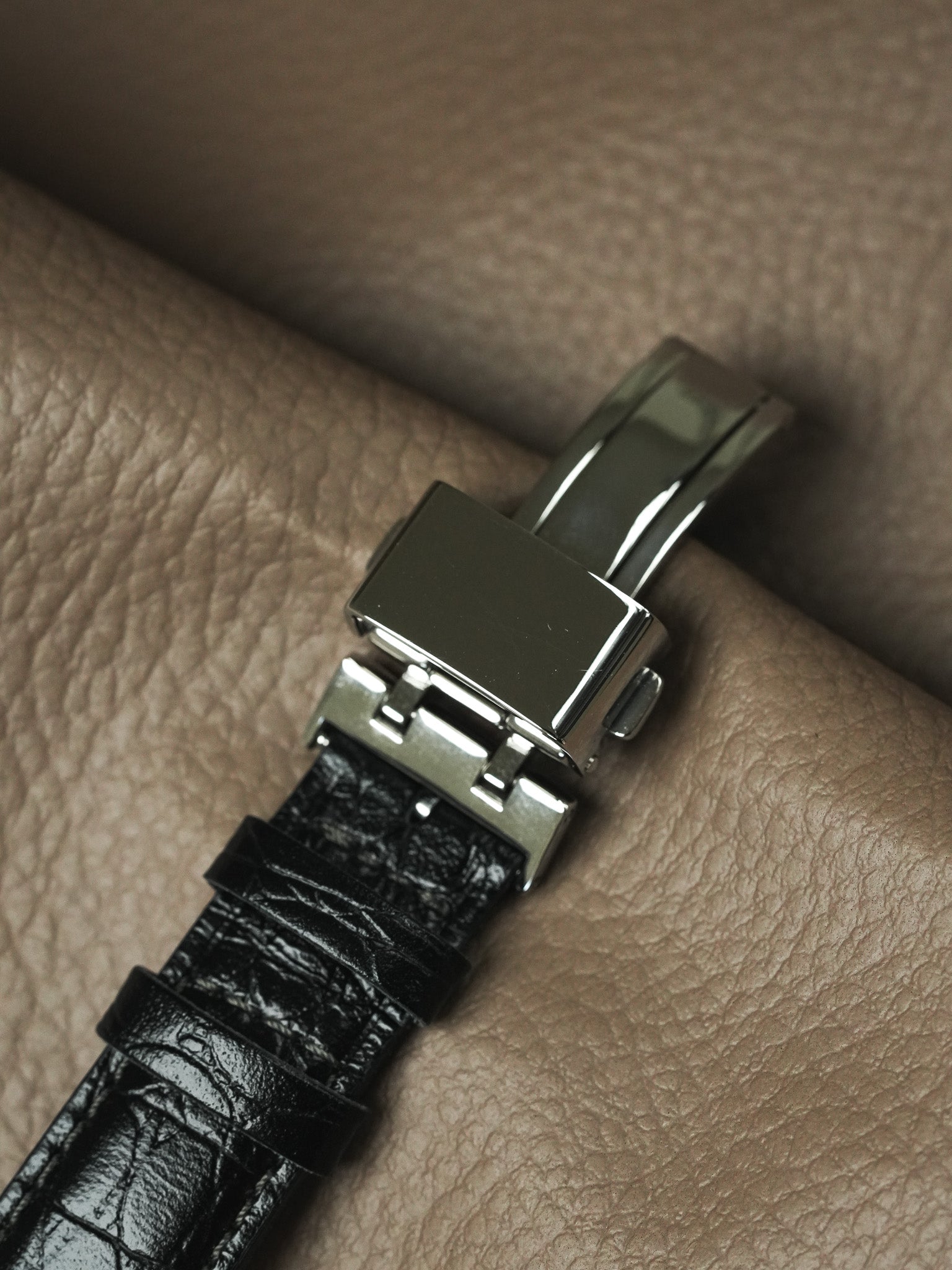 Gucci - Ronde Acier Poli & Brossé 35mm - 2000s