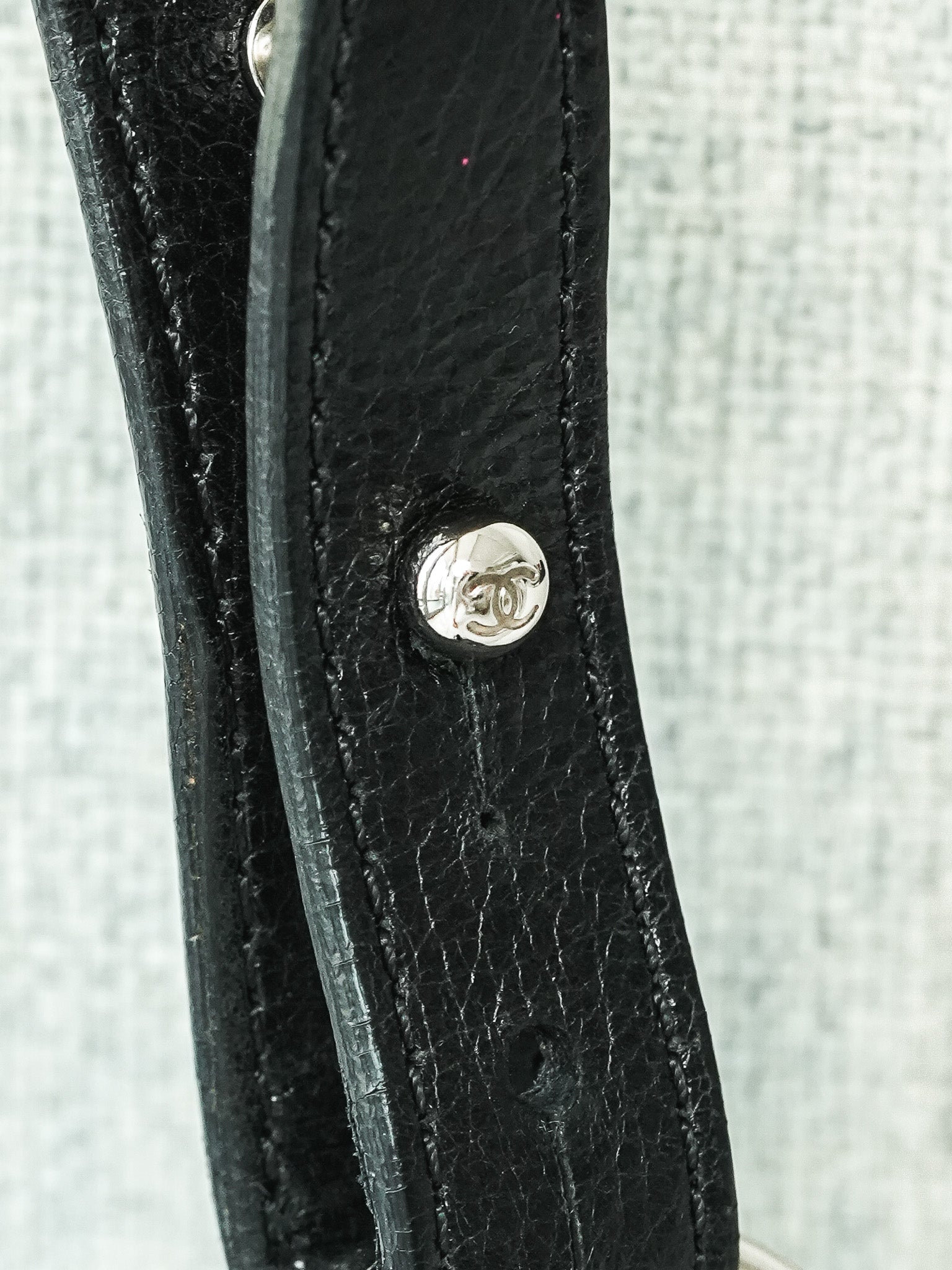 Borsa a Mano Chanel Trapuntata Vintage Pelle di Vitello Granulata Nera - Donna 