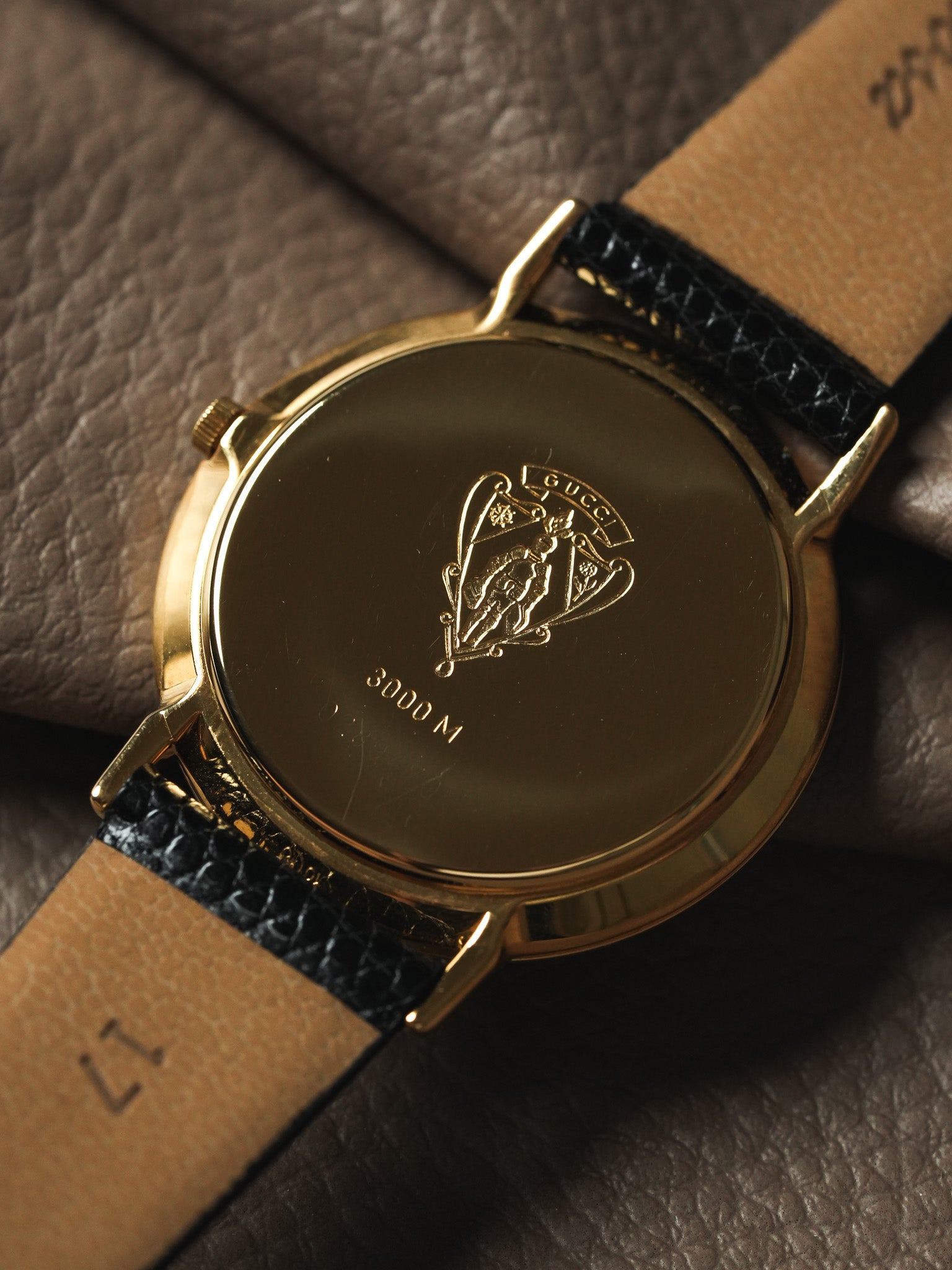 Gucci - Runde oder römische Zifferblatt schwarzes Zifferblatt (0289470) - 1990s 