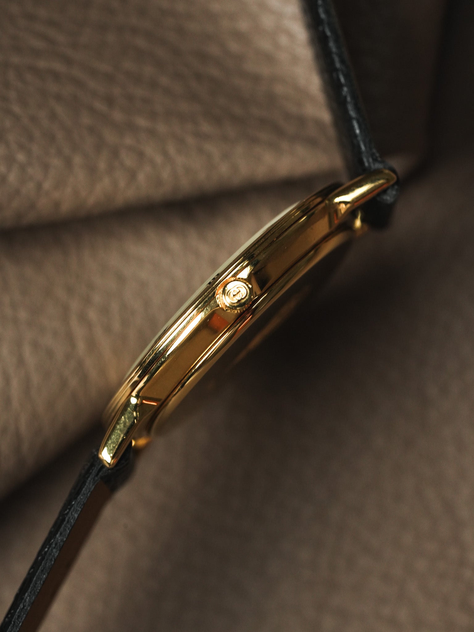 Gucci - Runde oder römische Zifferblatt schwarzes Zifferblatt (0289470) - 1990s 