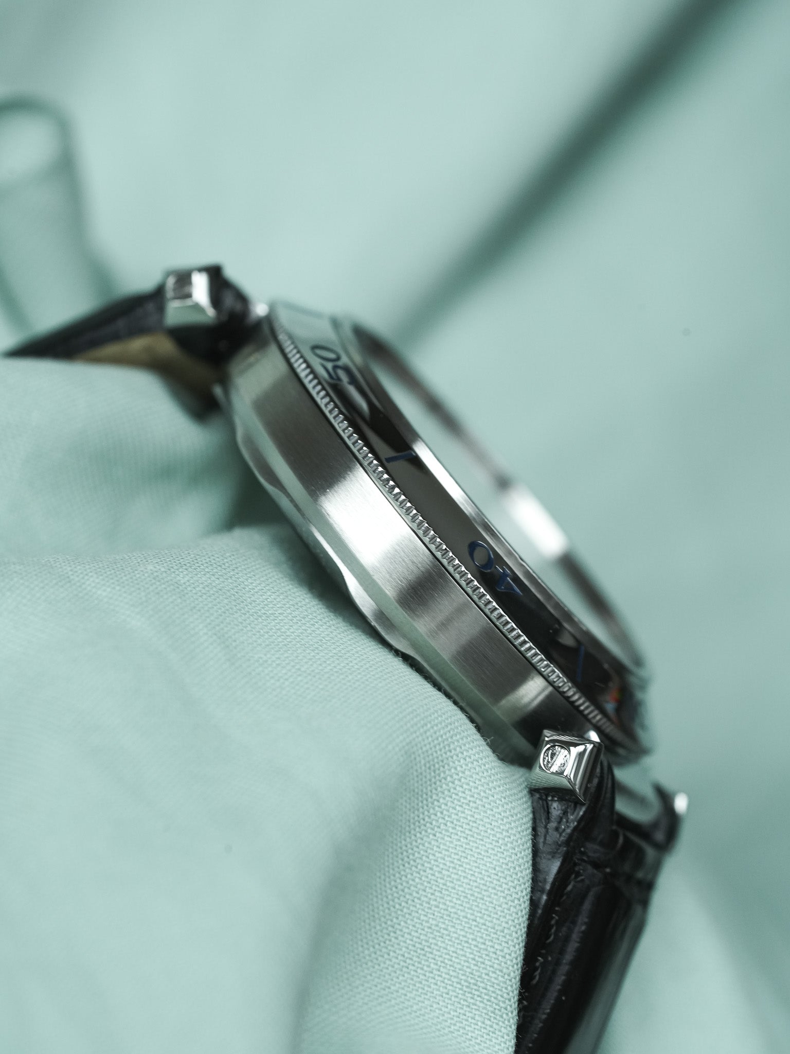 Cartier - Pasha 2378 Guilloché 38mm Steel Case Back Crystal - 1990s 