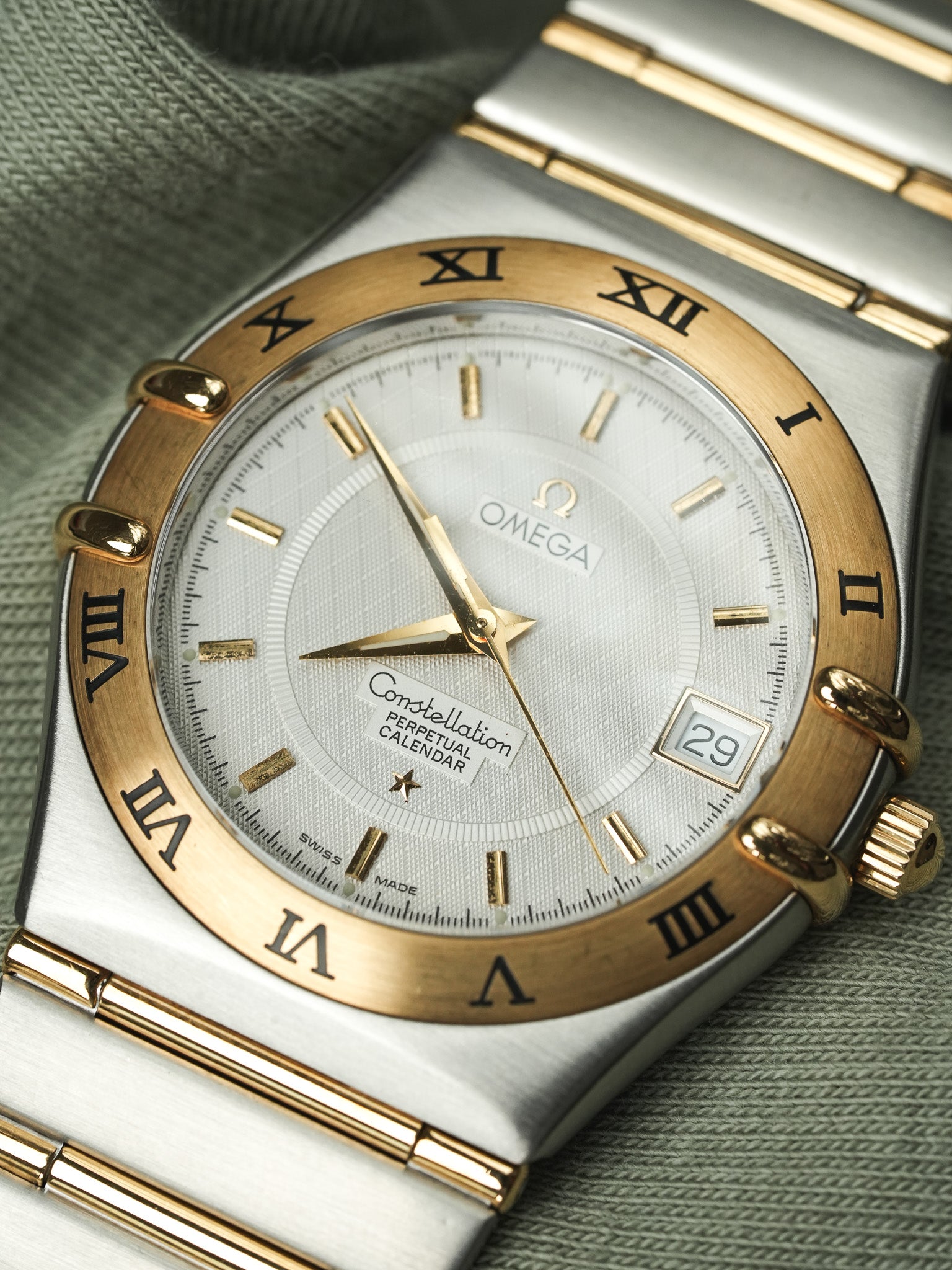 Omega - Constellation Manhattan Stahl Gold 18k Ewiger Kalender - 1990s 