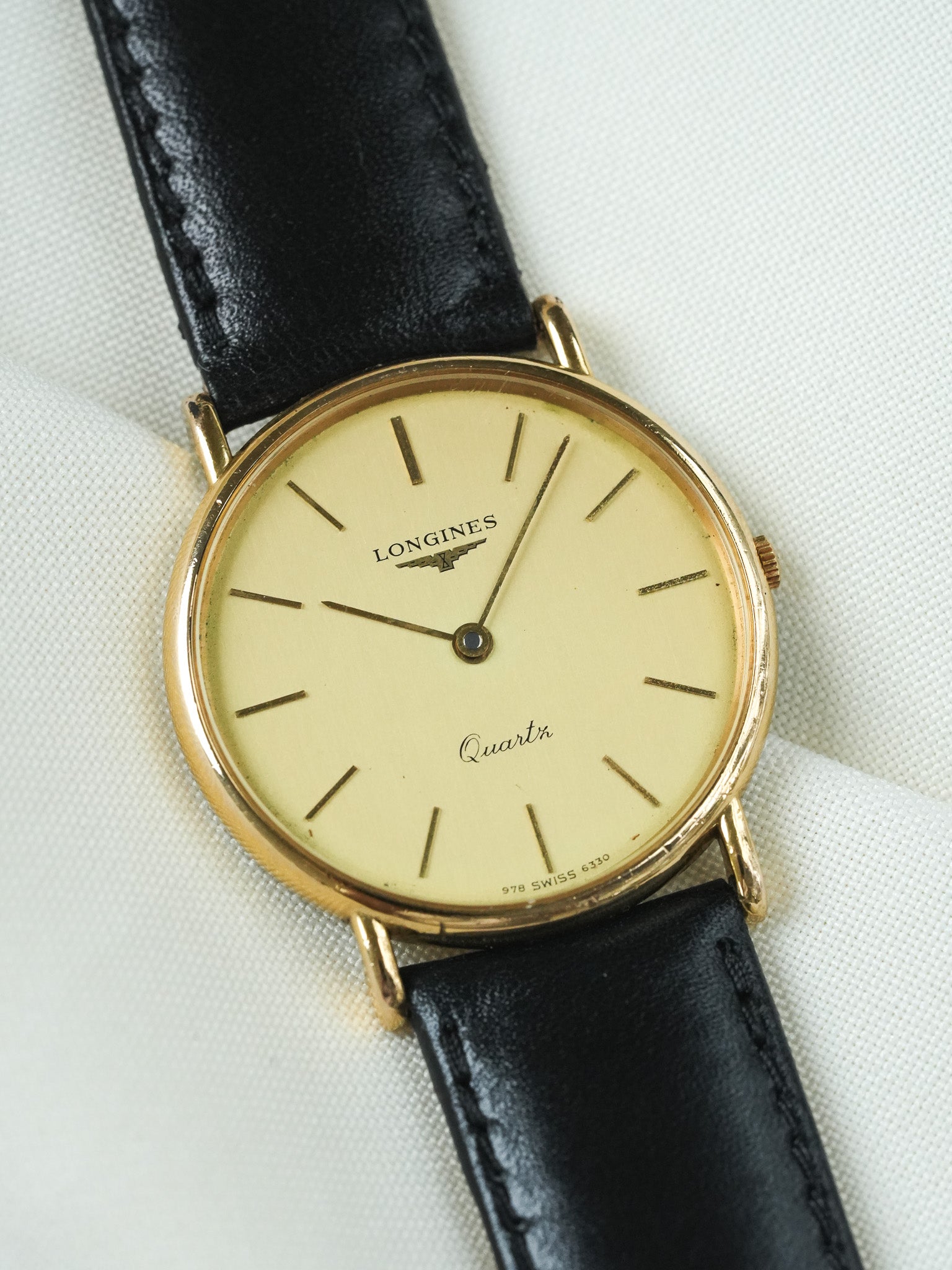 Longines - ساعة فاخرة رفيعة جدًا مستديرة 32 مم ذهب قرص ذهبي - 1980s 