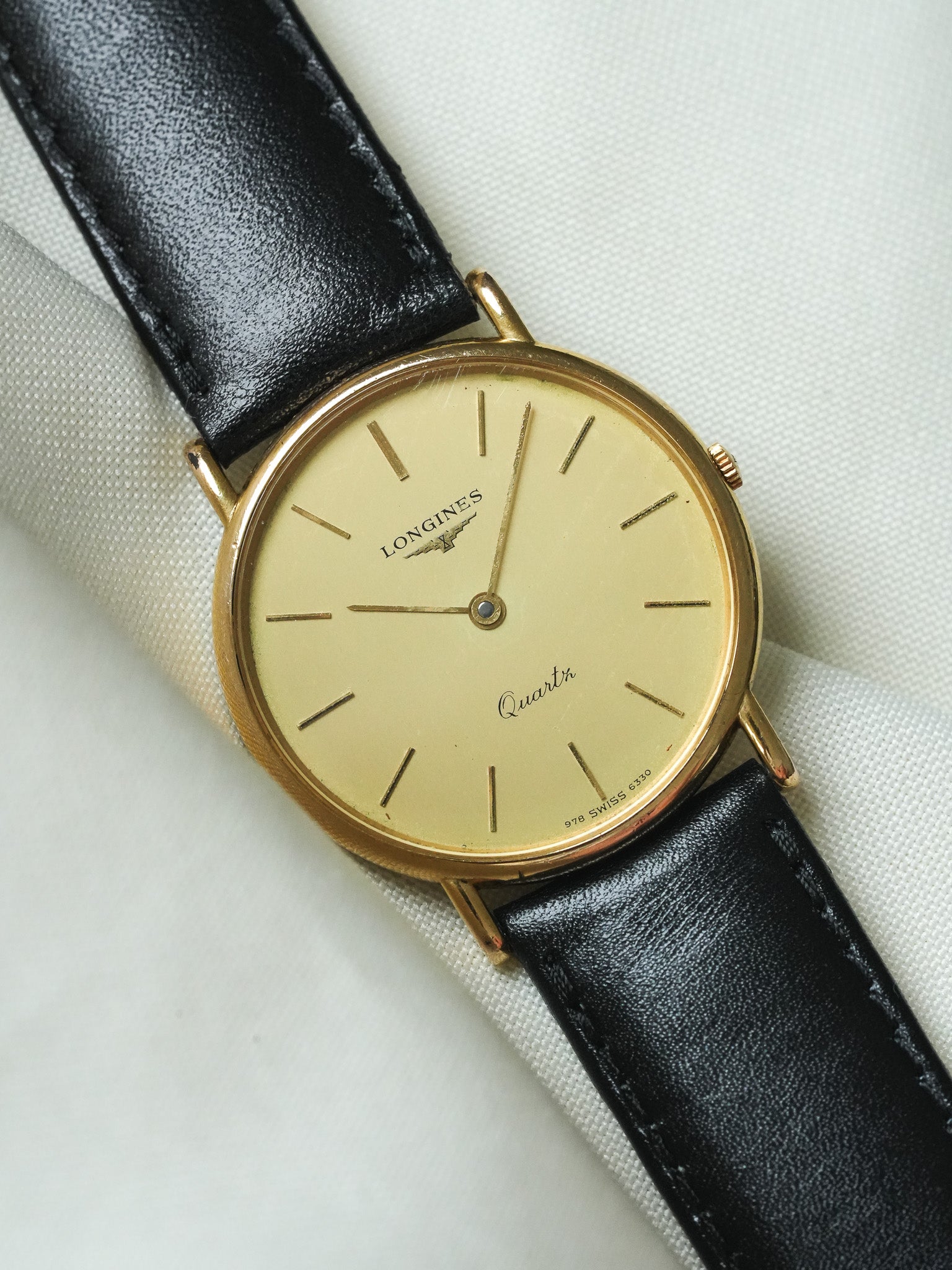 Longines - ساعة فاخرة رفيعة جدًا مستديرة 32 مم ذهب قرص ذهبي - 1980s 