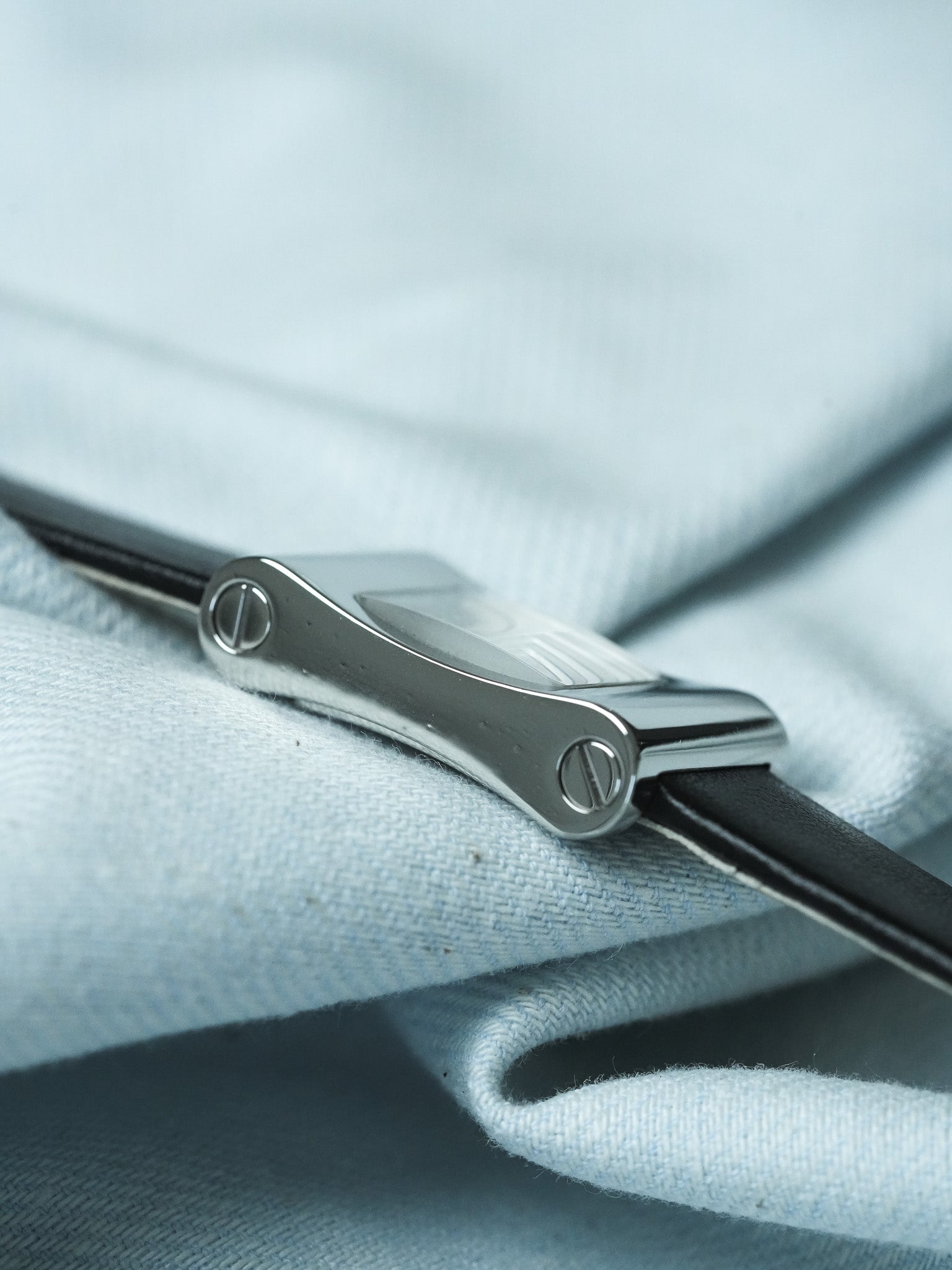 Orologio Gucci Vintage Rettangolare (Anni 2000) – Acciaio 17mm 