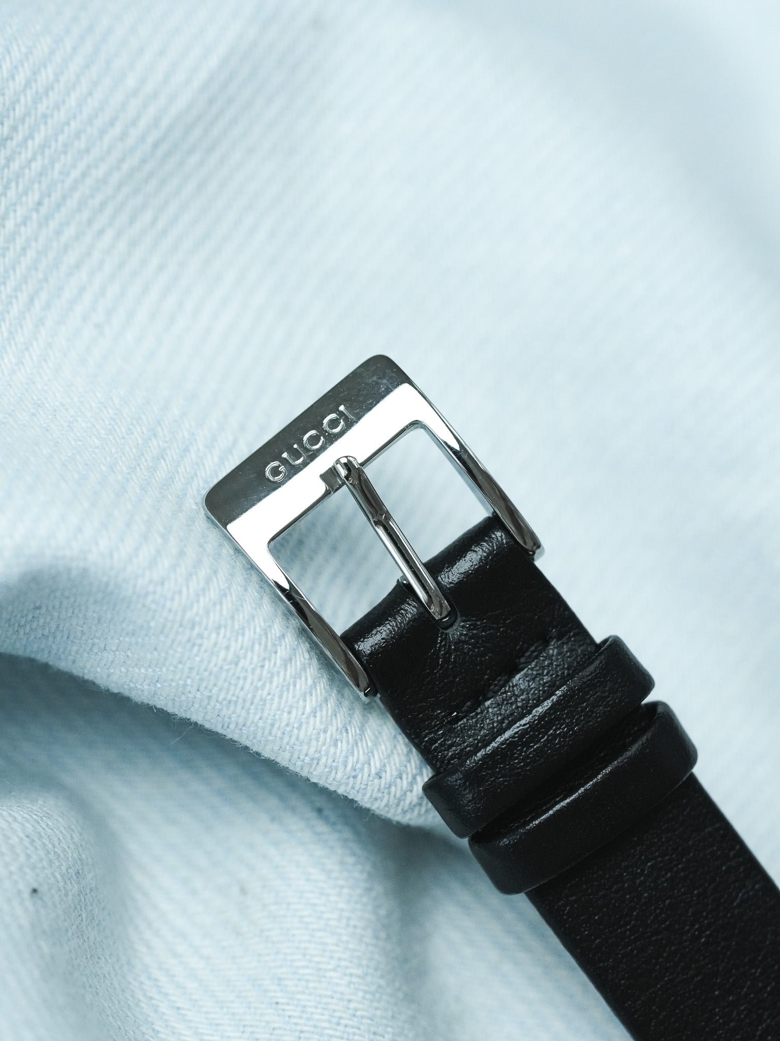 Orologio Gucci Vintage Rettangolare (Anni 2000) – Acciaio 17mm 