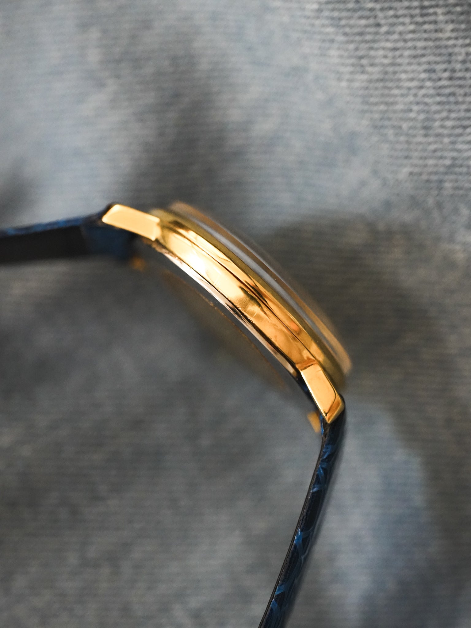 Longines - Dress Watch 6942 Plaqué or Index onyx - 1980s