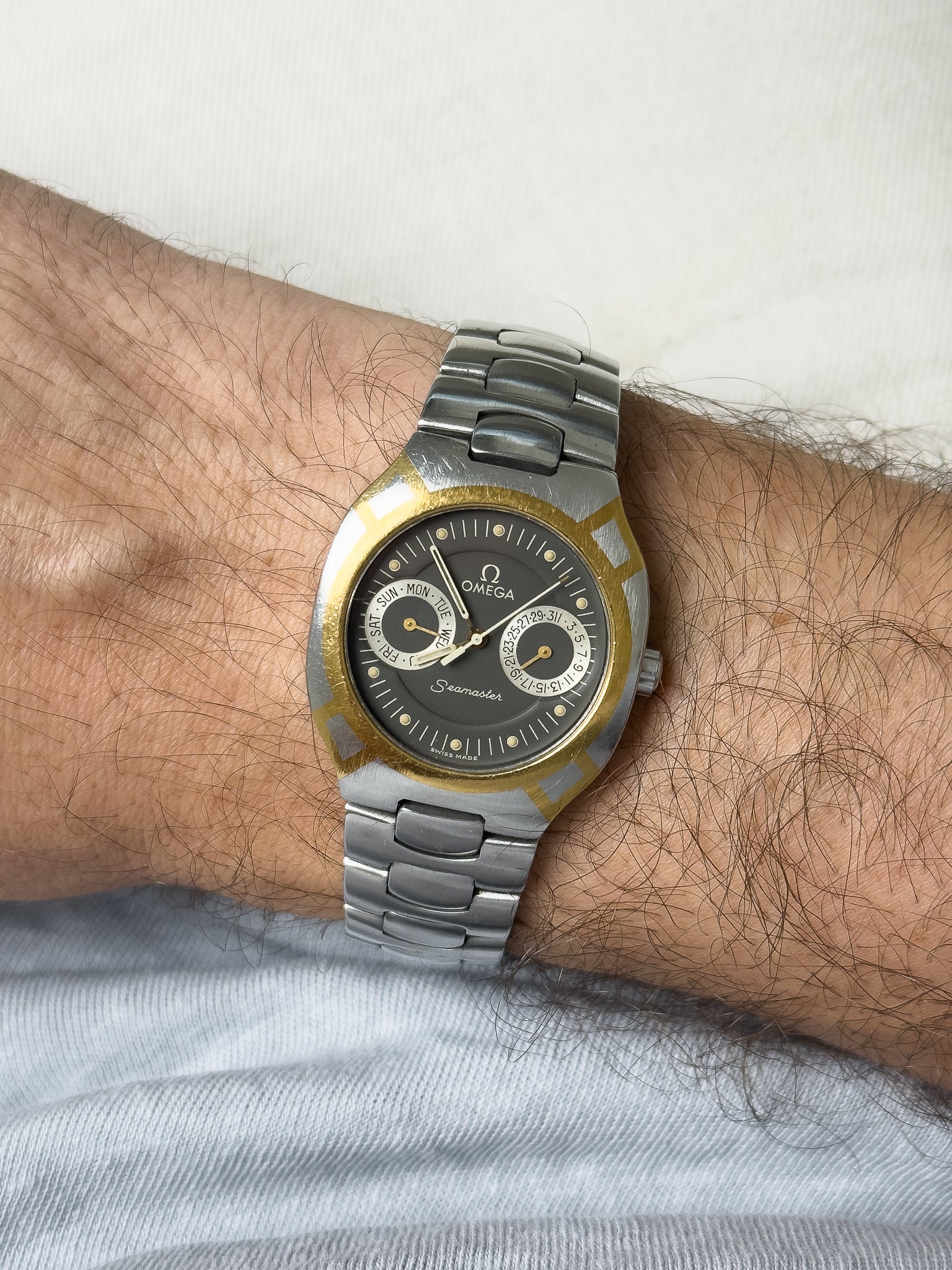 Omega - Seamaster Polaris Daydate Anthracite Or 18k - 1980s