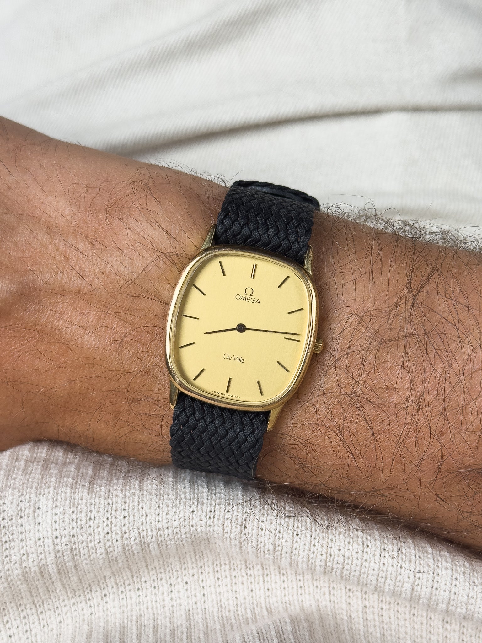 Omega - 191.0220 Tonneau Or Cadran Or Quartz - 1982
