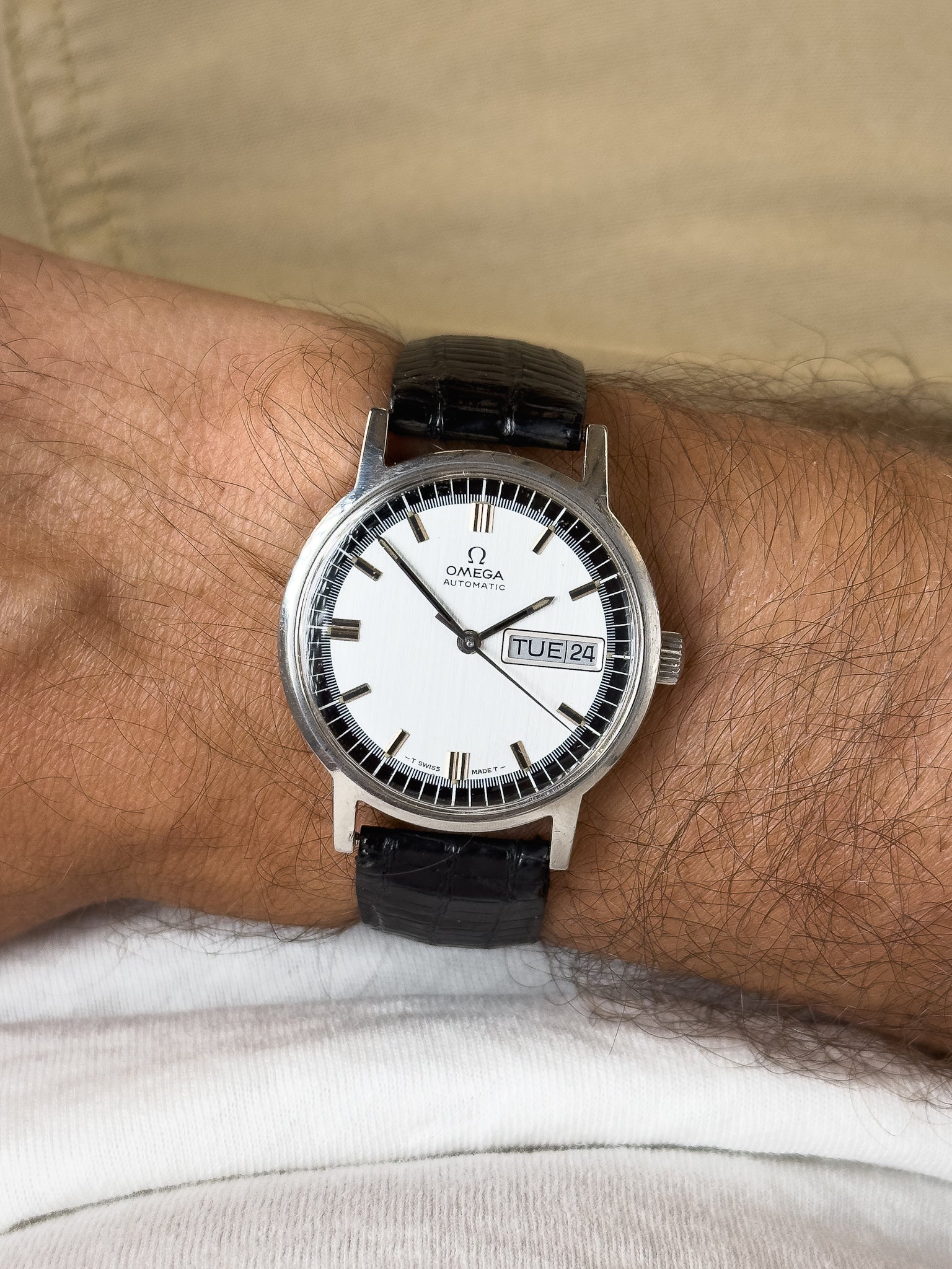 Omega - 166.0140 Daydate Cadran Acier Noir - 1970