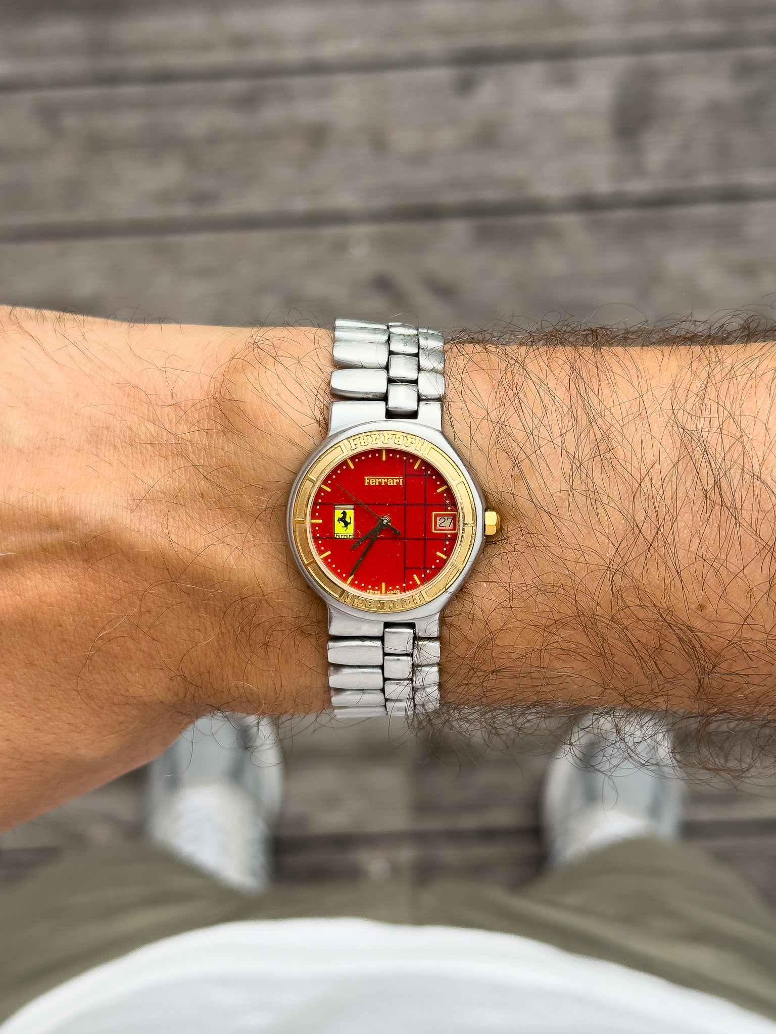 Ferrari x Cartier - Stahl Gold Quadratisches Rotes Zifferblatt - 1980s 