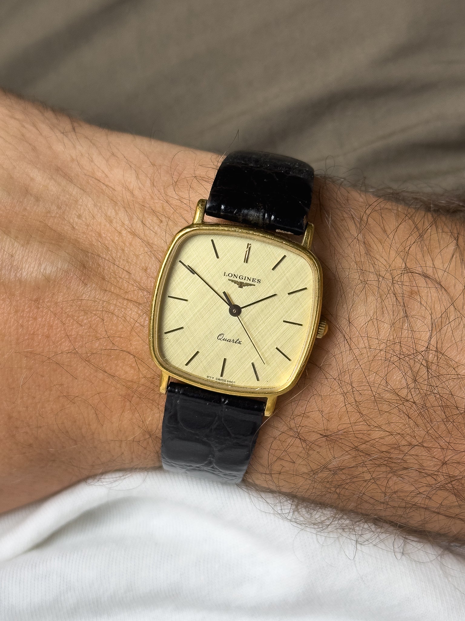 Longines - Cuscino Oro Quadrante lino tutto originale - 1980s 