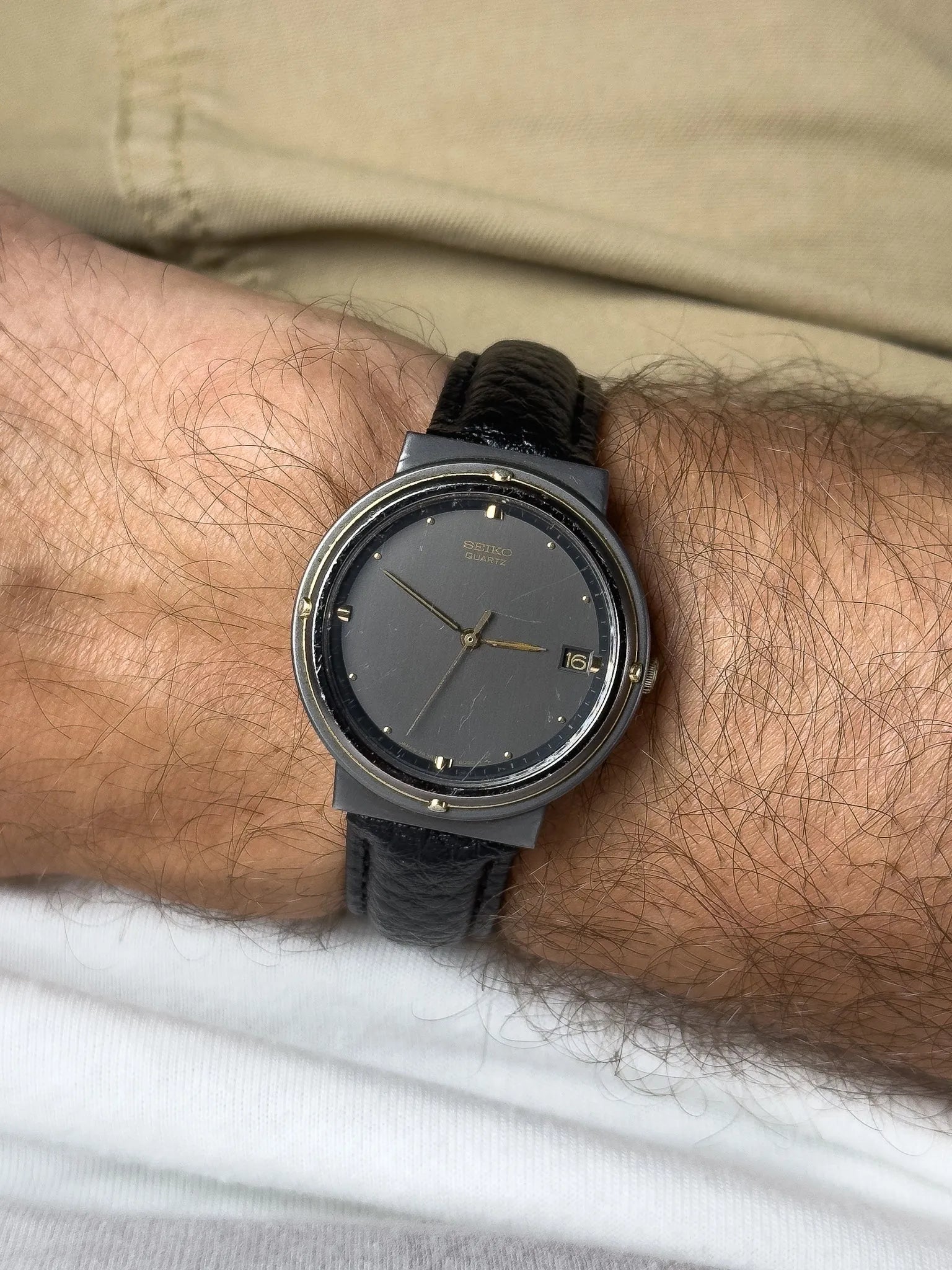 Seiko - Círculo Antracita Oro - 1984 