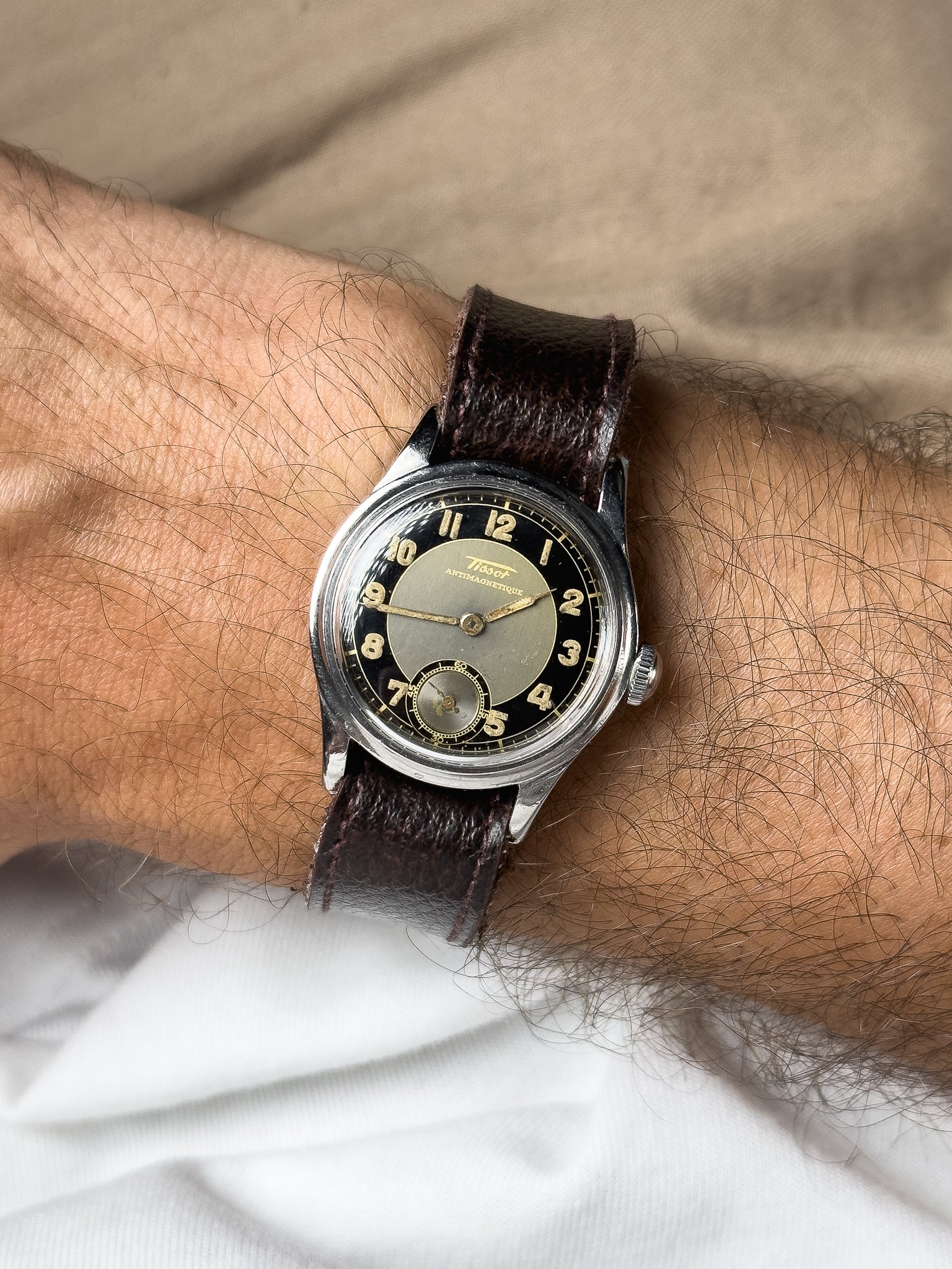 Tissot - Black Patina Tuxedo WWII - 1943 