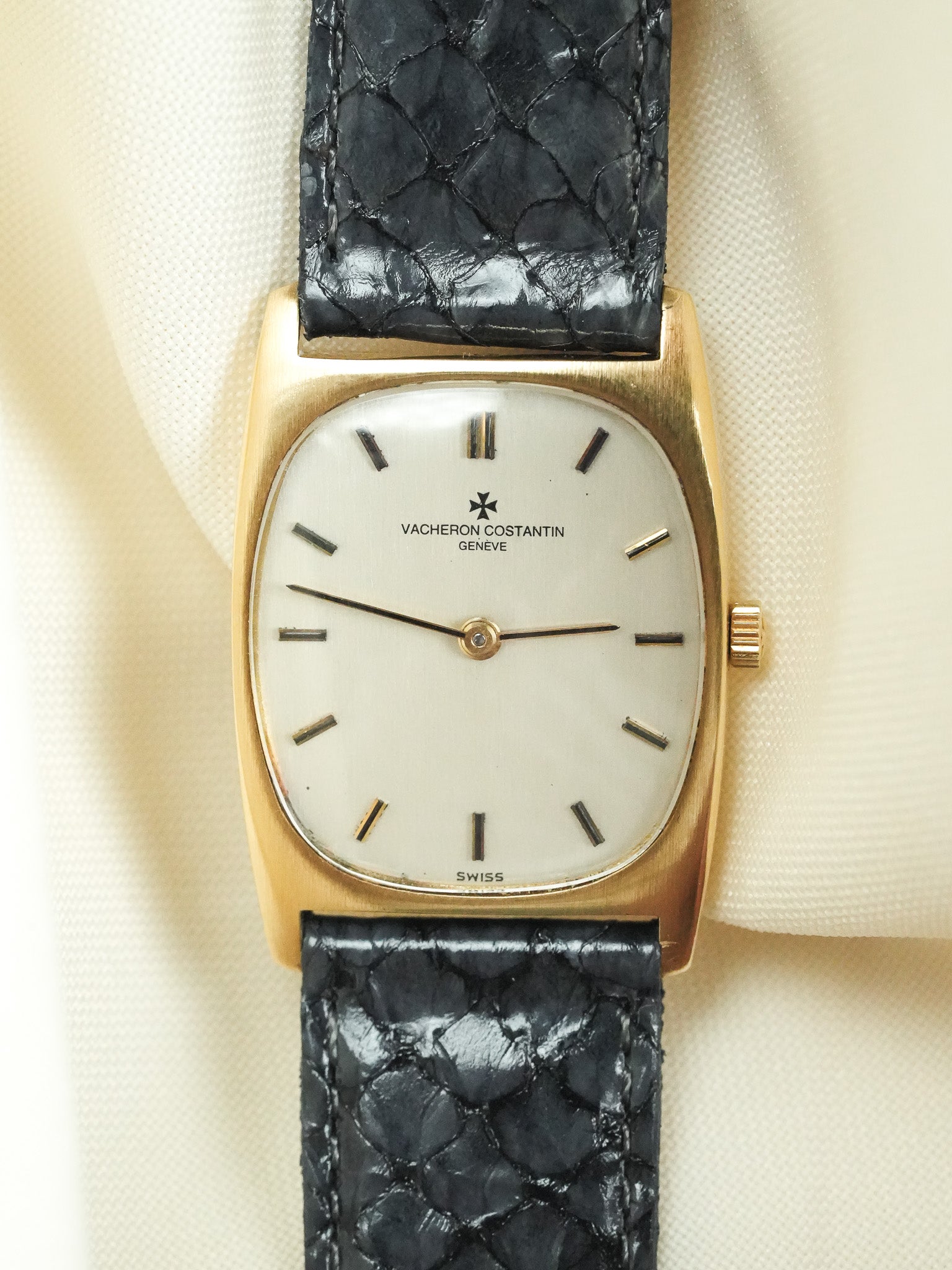 Vacheron Constantin - Tonneau 7813 Or Jaune 18k Index Onyx - 1970s